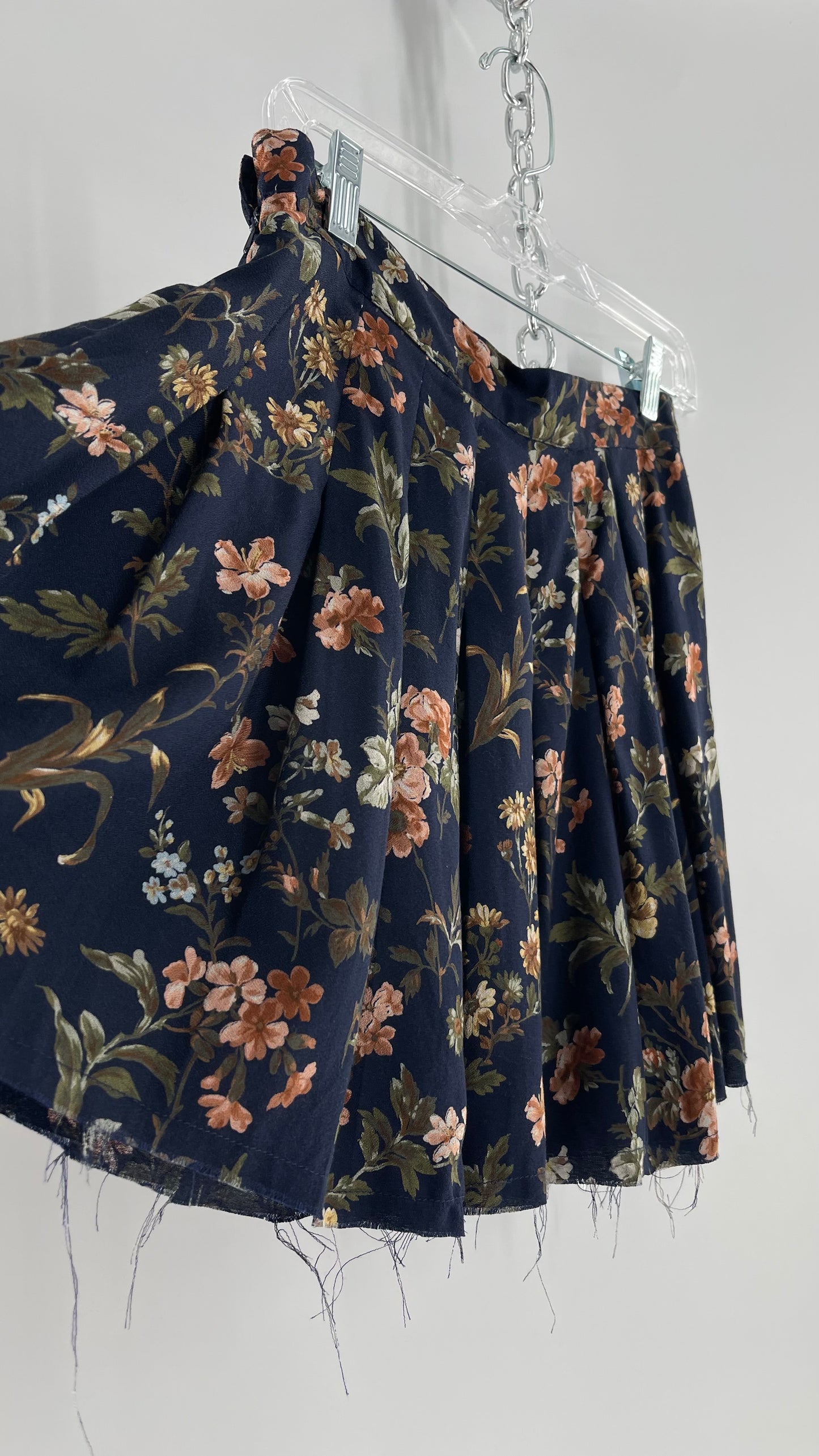 Urban Outfitters Upcycled Renewal Vintage Floral Distressed Pleated Mini Skirt (S)