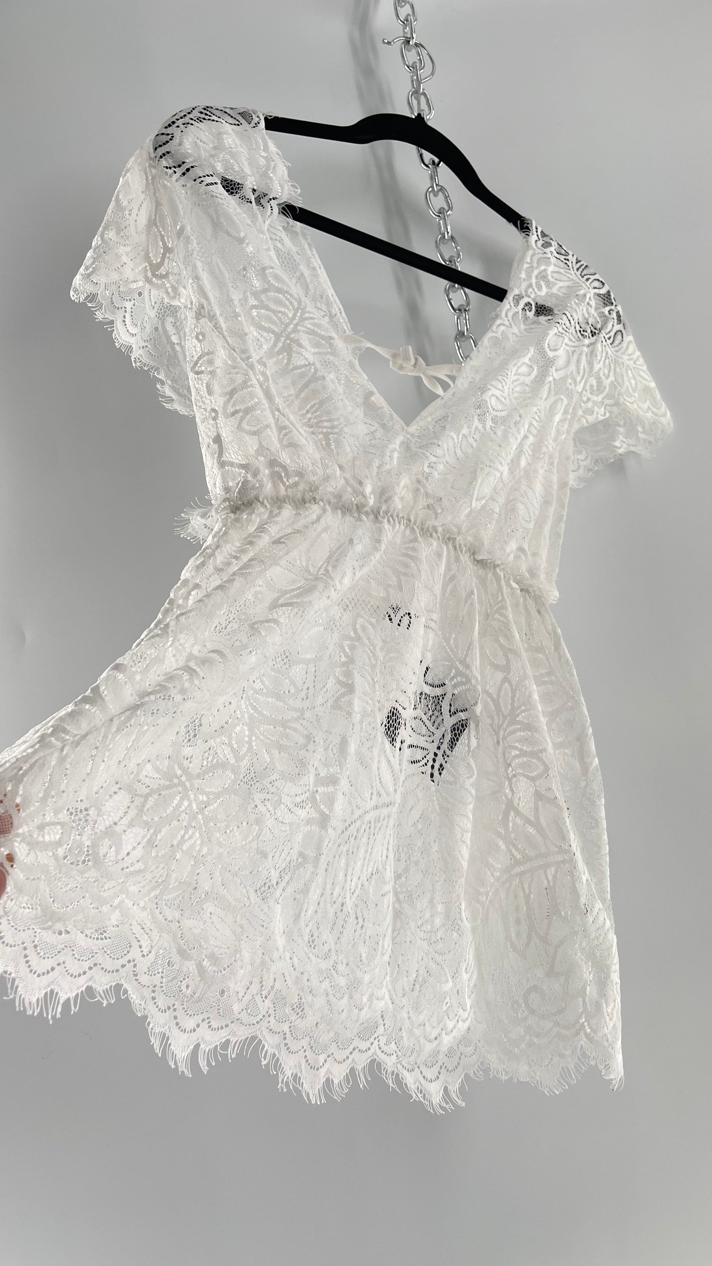 Vintage White Lace Scalloped Negligée Blouse (Small)