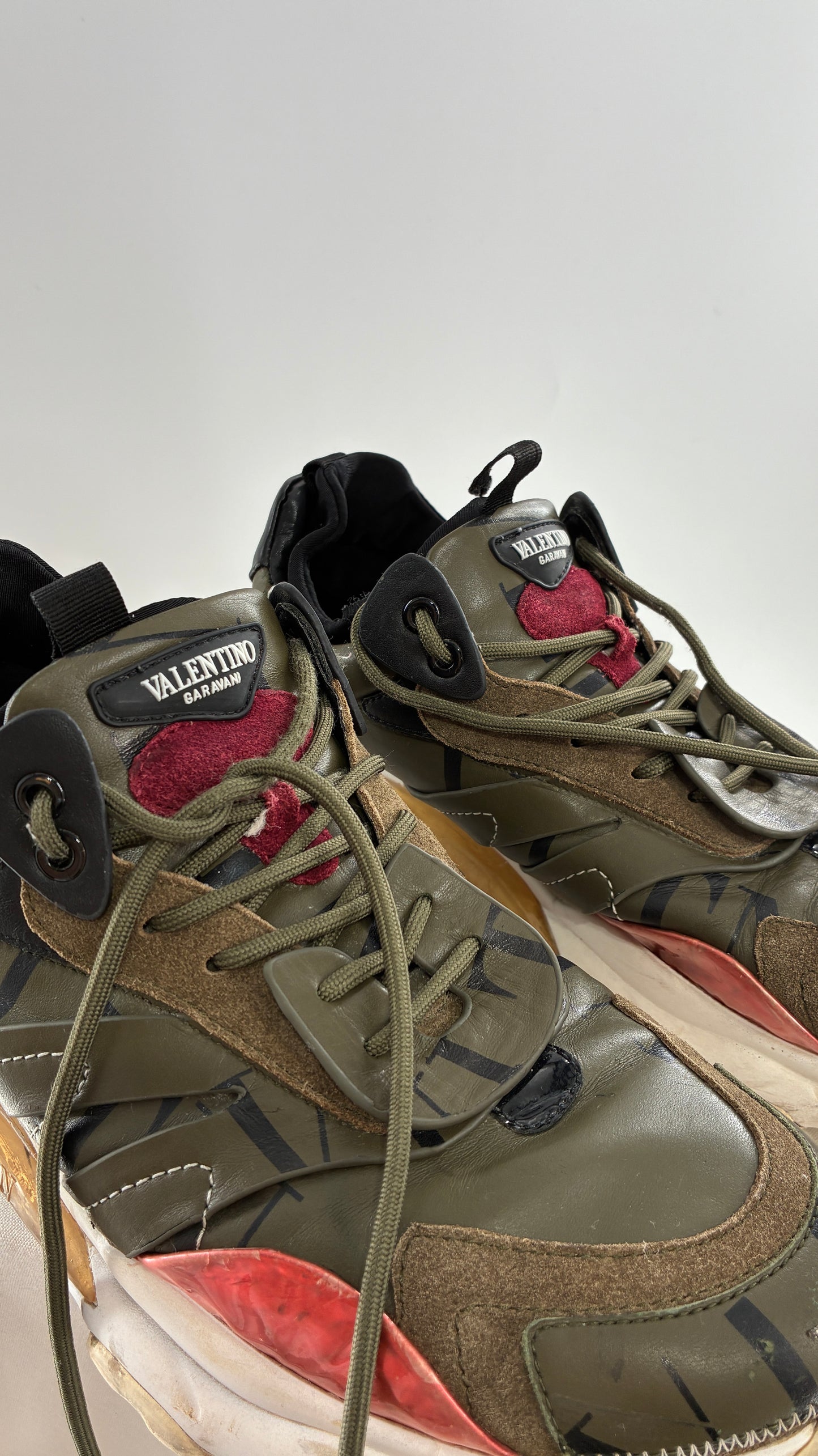 VALENTINO Garavani Distressed Bounce Sneakers (42)