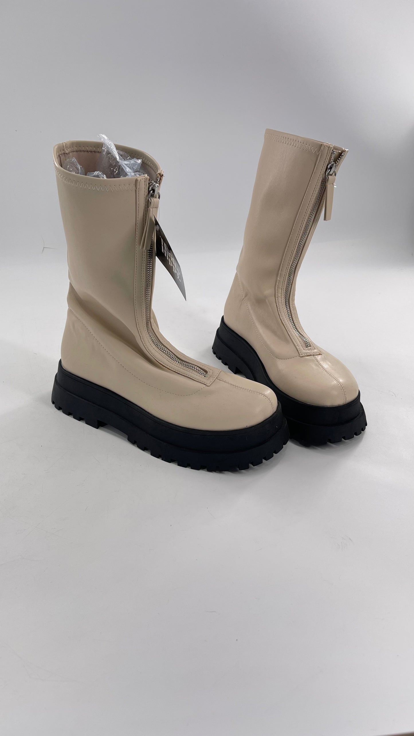 Urban Outfitters Cream Zip Front Boot with Contrast Platform (10)