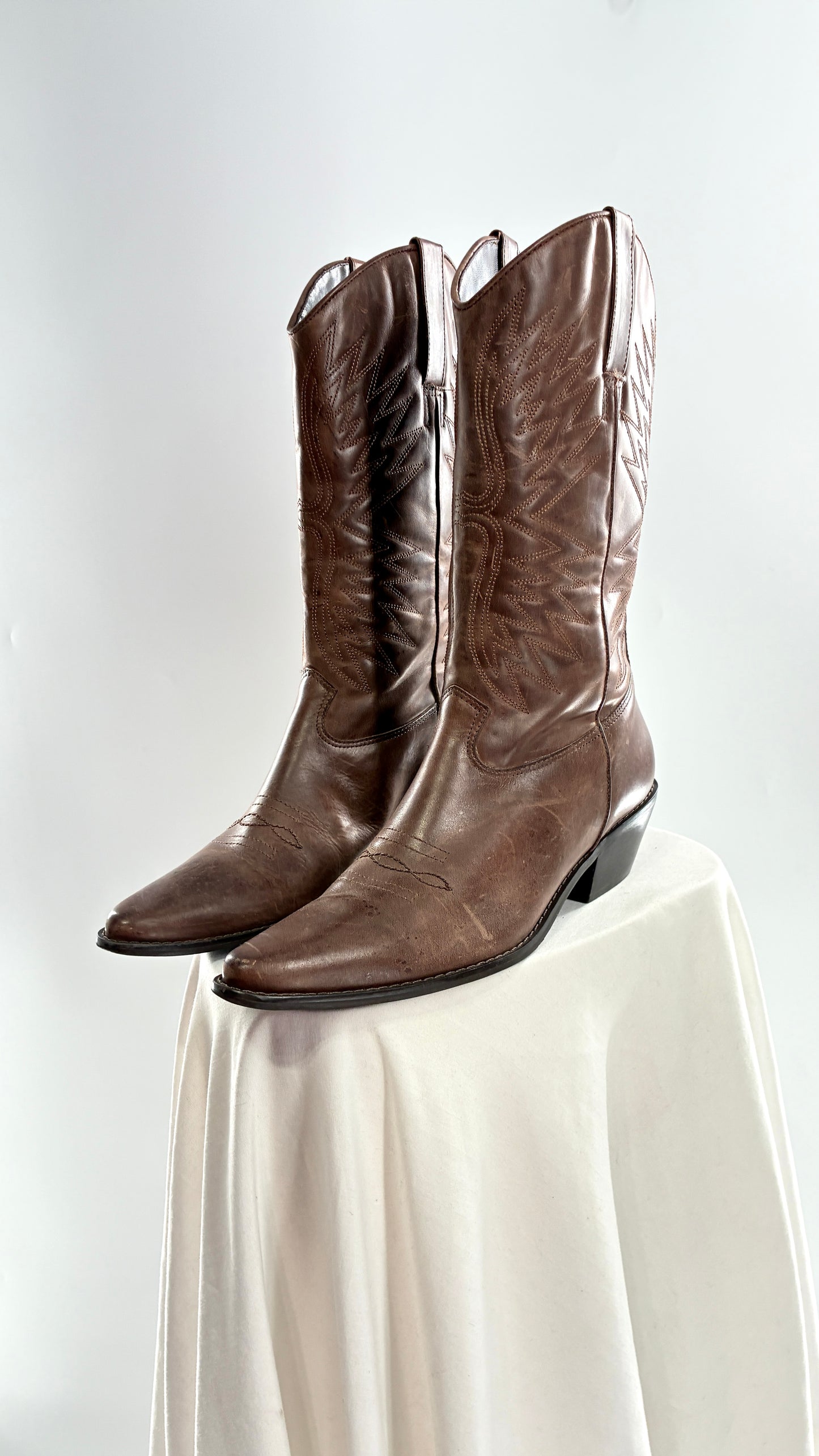 Vintage Genuine Leather Brown Cowboy Boots Made in Brazil (9.5)