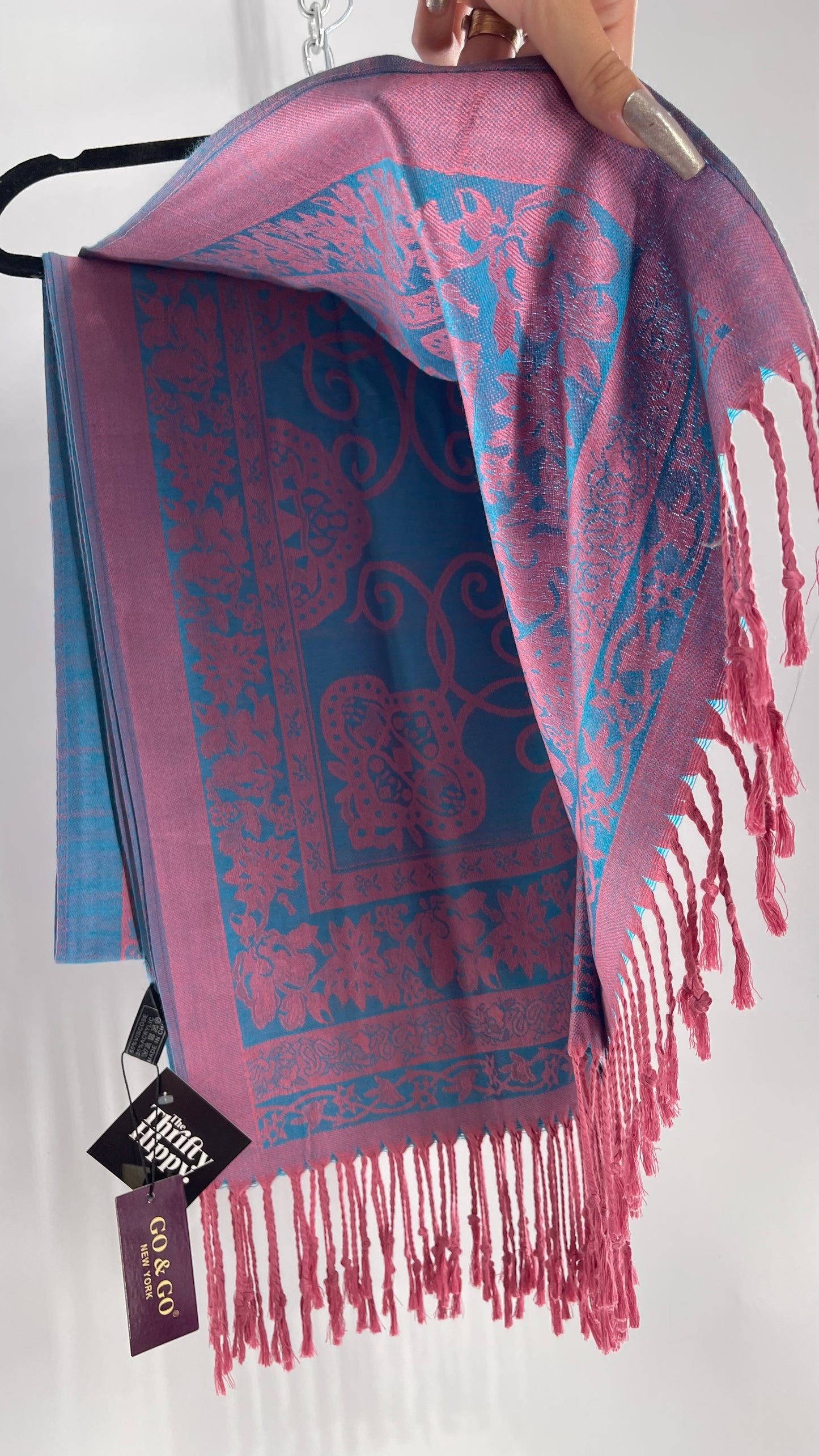 Deadstock Vintage Go & Go NEW YORK Voluminous Pink/Blue with Tassels and Tags Attached