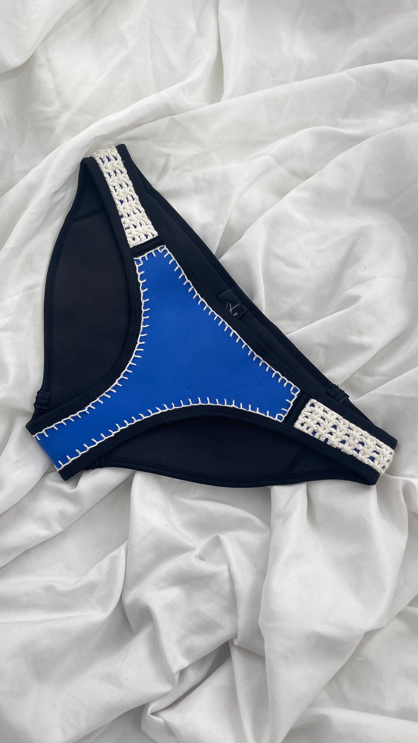 TRIANGL Swim Royal Blue and Black Neoprene Swim Bottoms with Crochet Sides (Small)