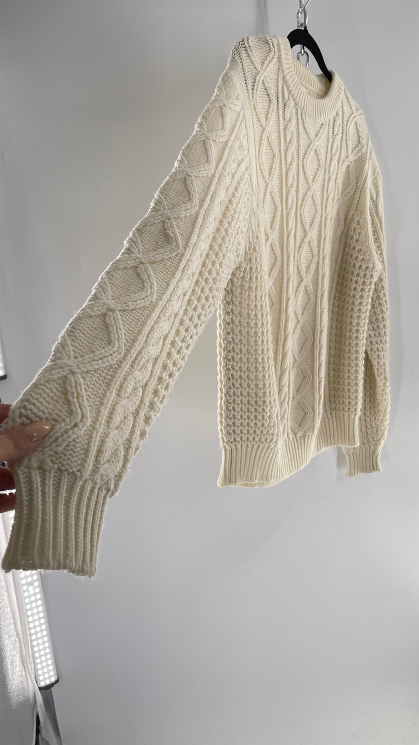 Vintage Ivory Cableknit Slouchy Sweater (Large)