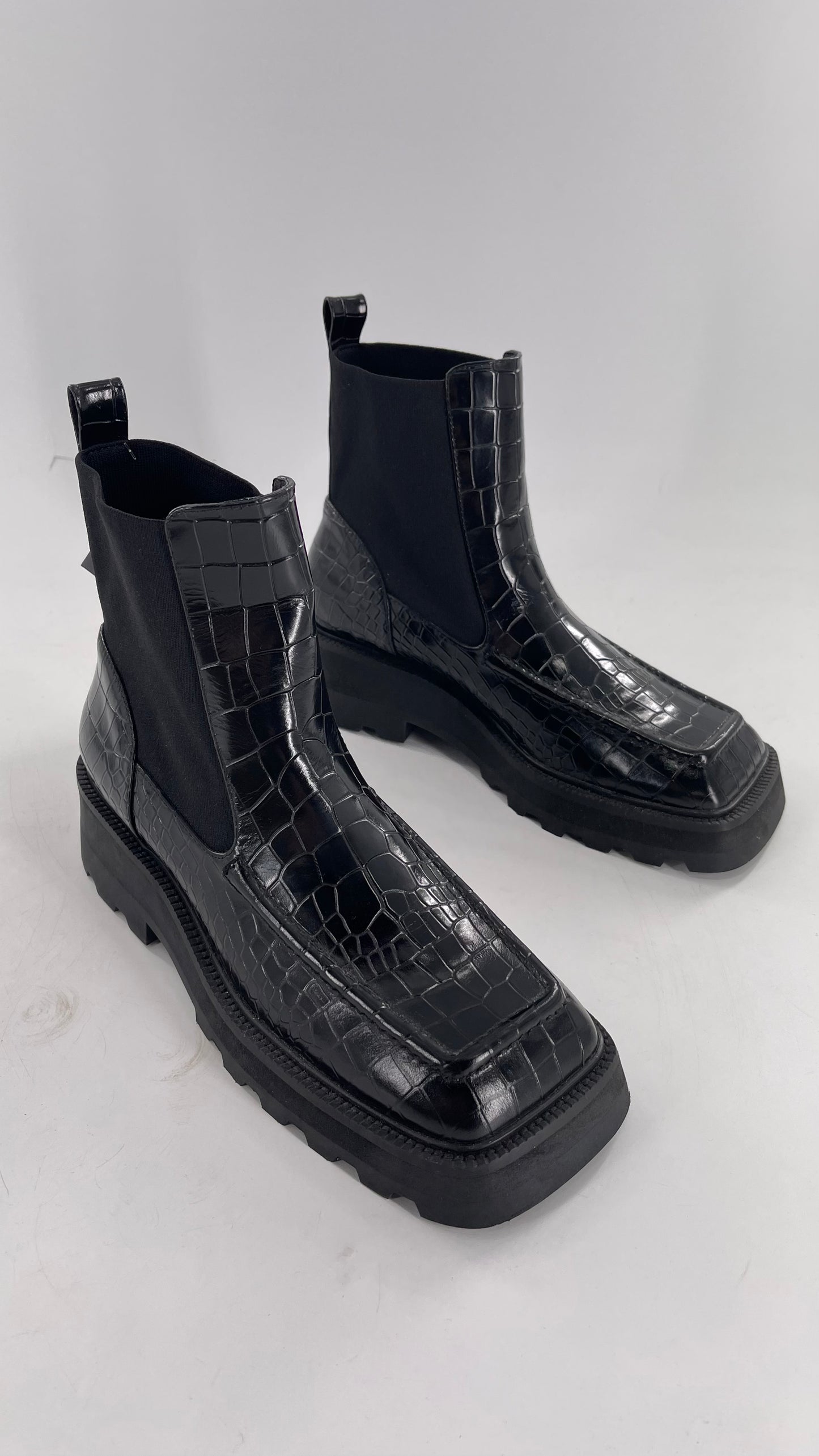 INTENTIONALLY Black Patent Crocodile Embossed Extreme Square Toe Boots (10)