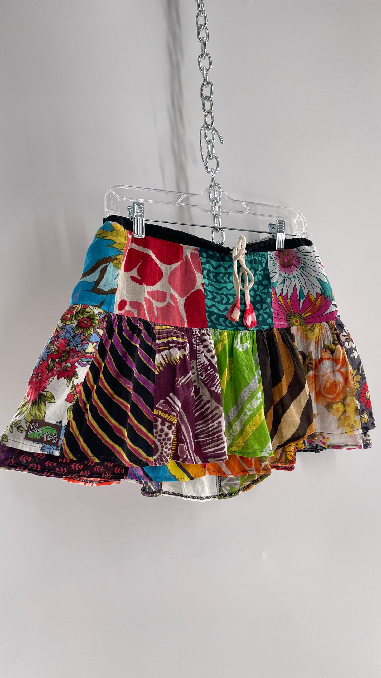 Vintage Bai Tong Tropical Patchwork Shorts/Skort (Medium)
