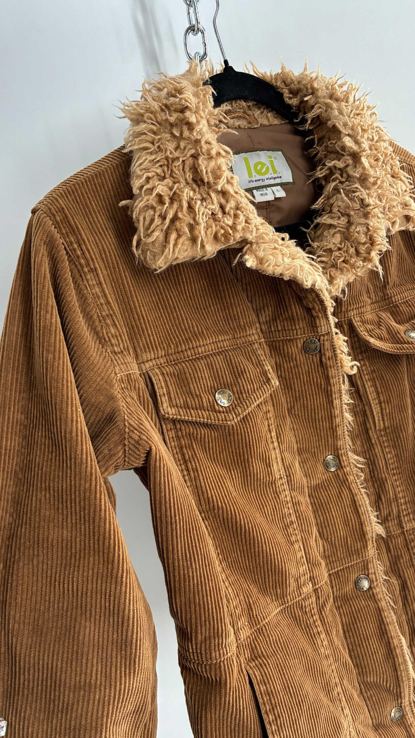 Vintage 1990s LEI Corduroy Jacket with Shearling Cuffs and Collar (Large)