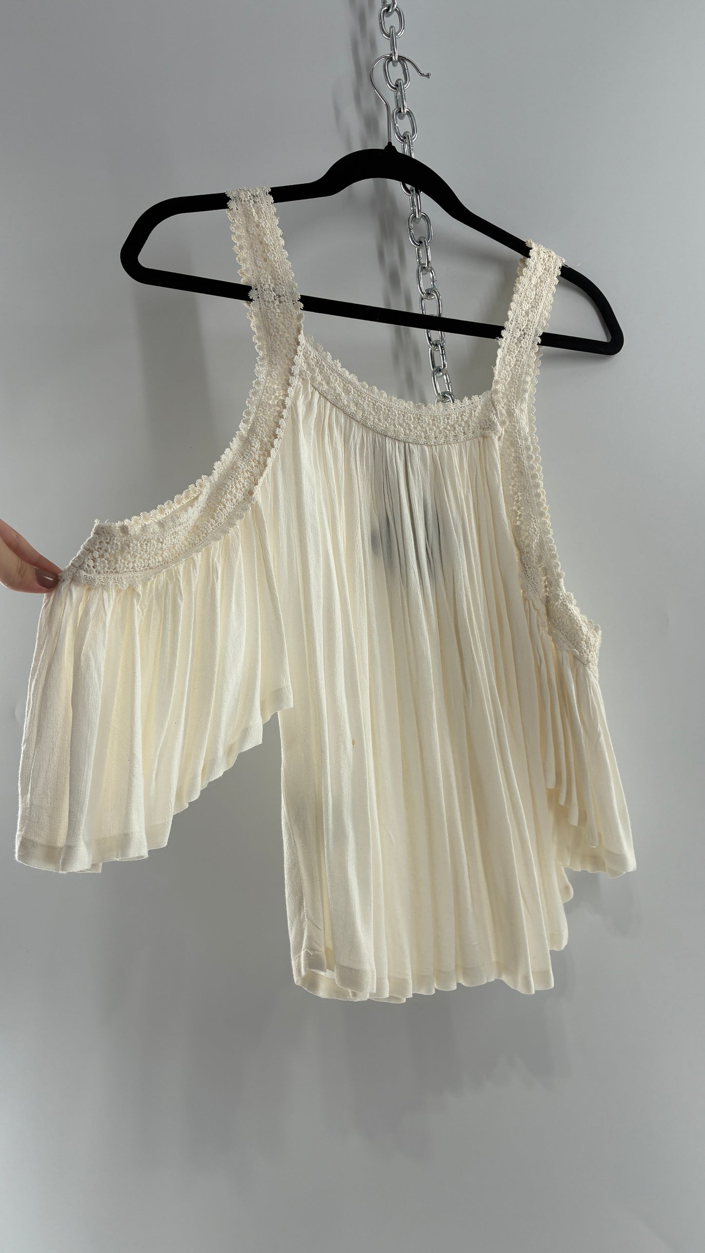 Free People X Sea Gypsies Voluminous Off White Drape Sleeve Blouse with Lace Detailing (XS)