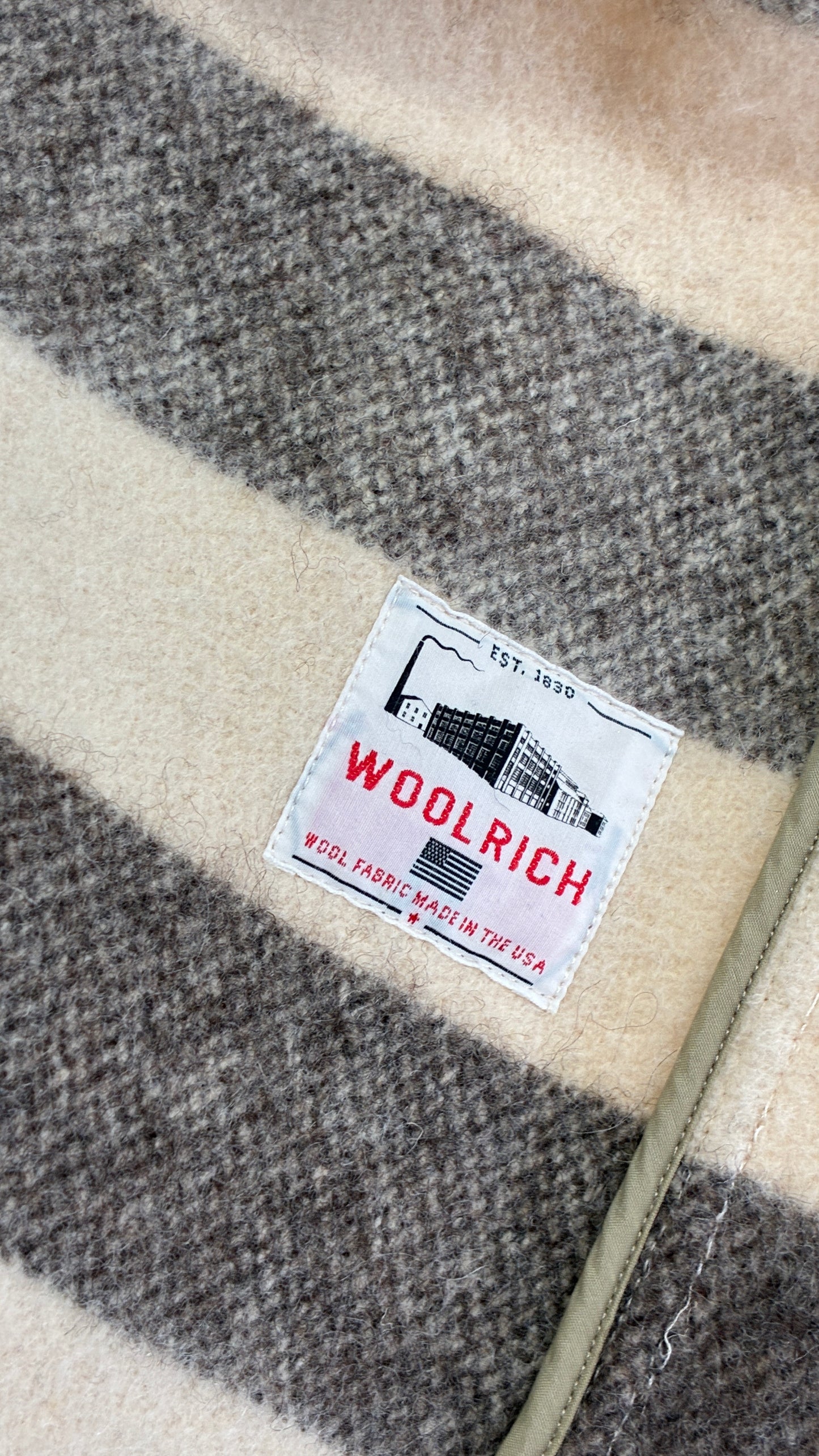 Vintage WOOLRICH Off White 100% Wool Striped Overcoat with Belt Loops (S/M)