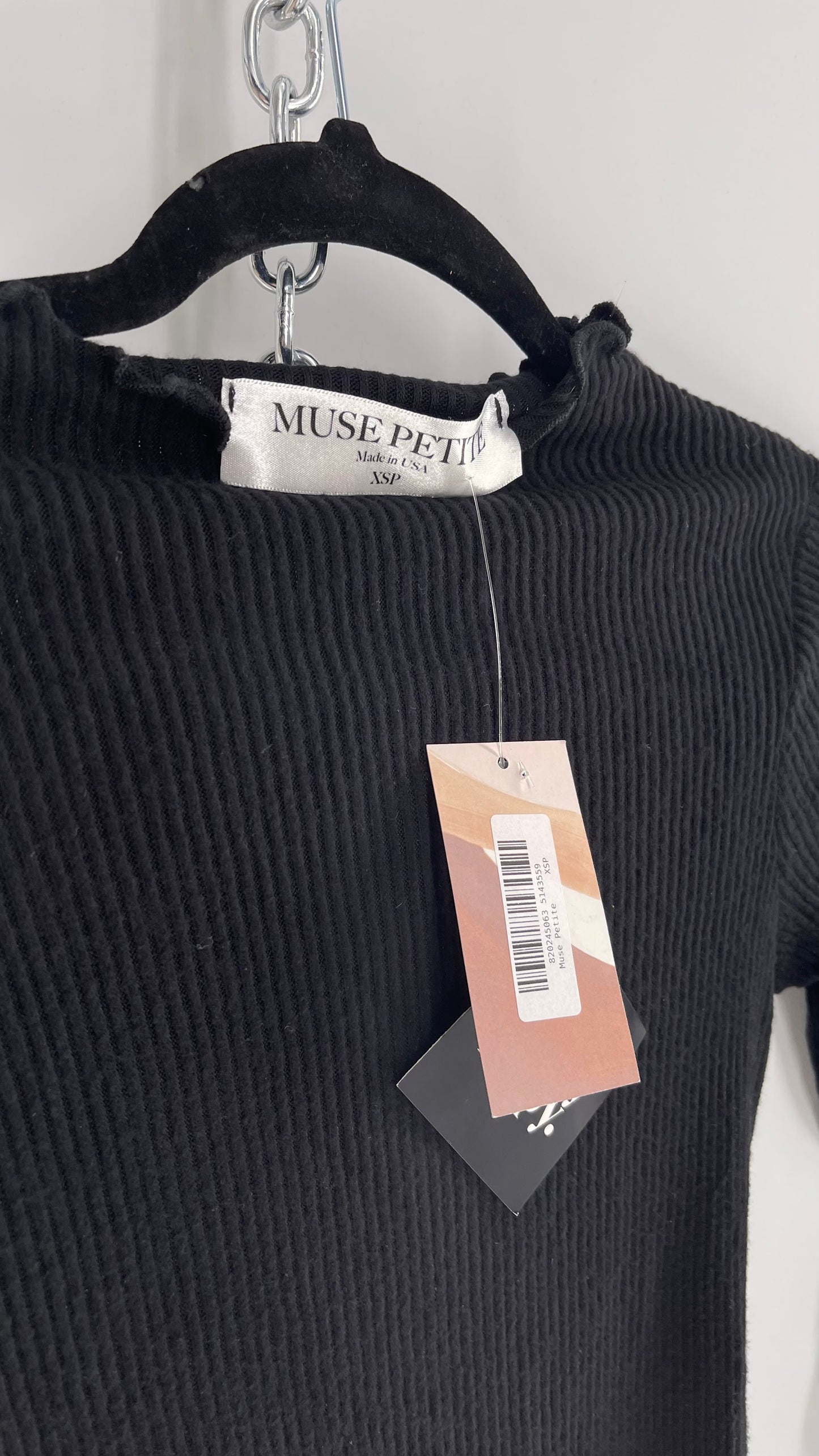 MUSE PETITE Black Ribbed Lettuce Trim Mock Neck Long Sleeve (XSP)