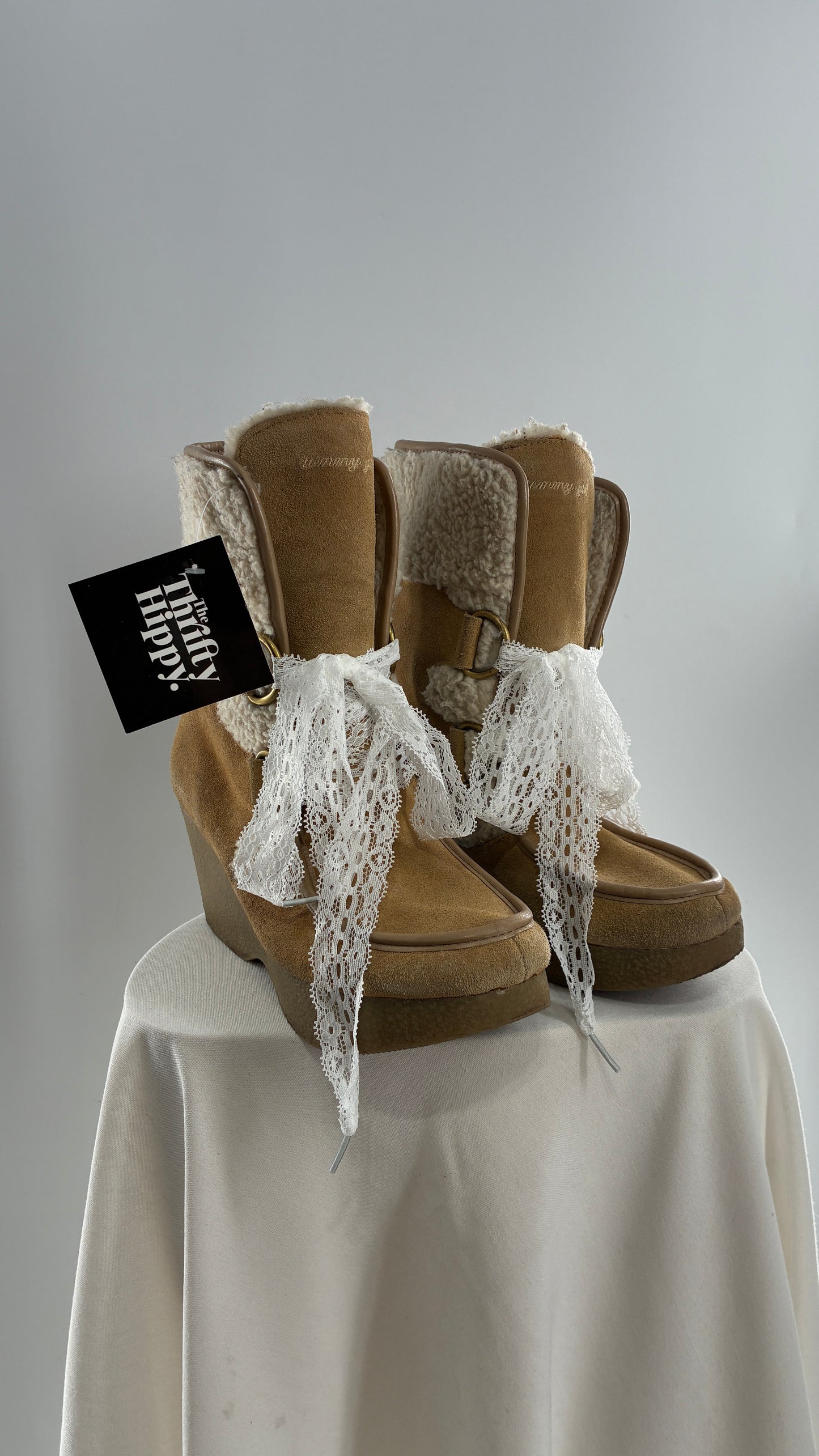 Vintage TOMMY GIRL Suede Leather Wedge Heels with Sherpa Details and Lace Trim Laces (8)