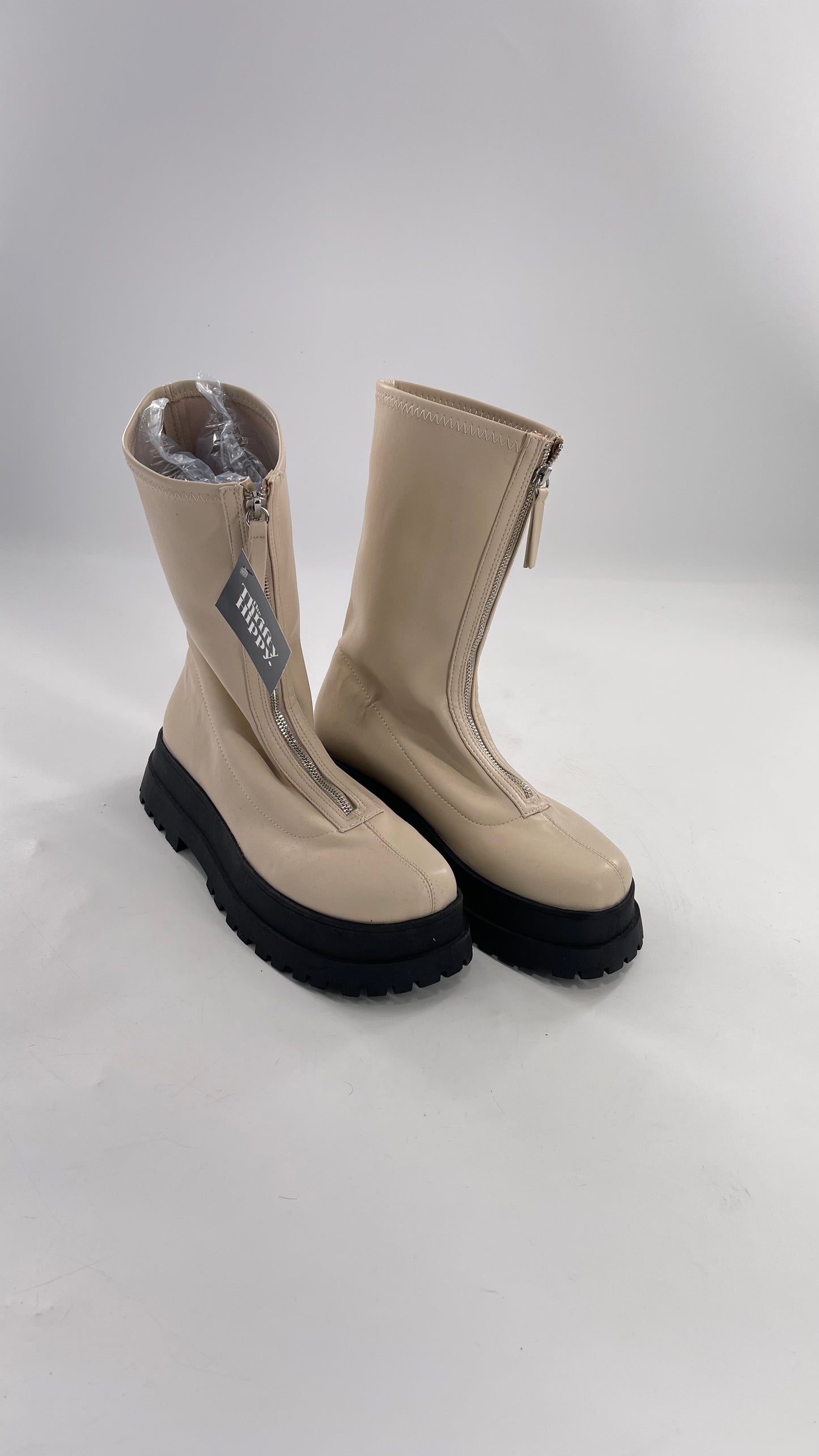 Urban Outfitters Cream Zip Front Boot with Contrast Platform (10)