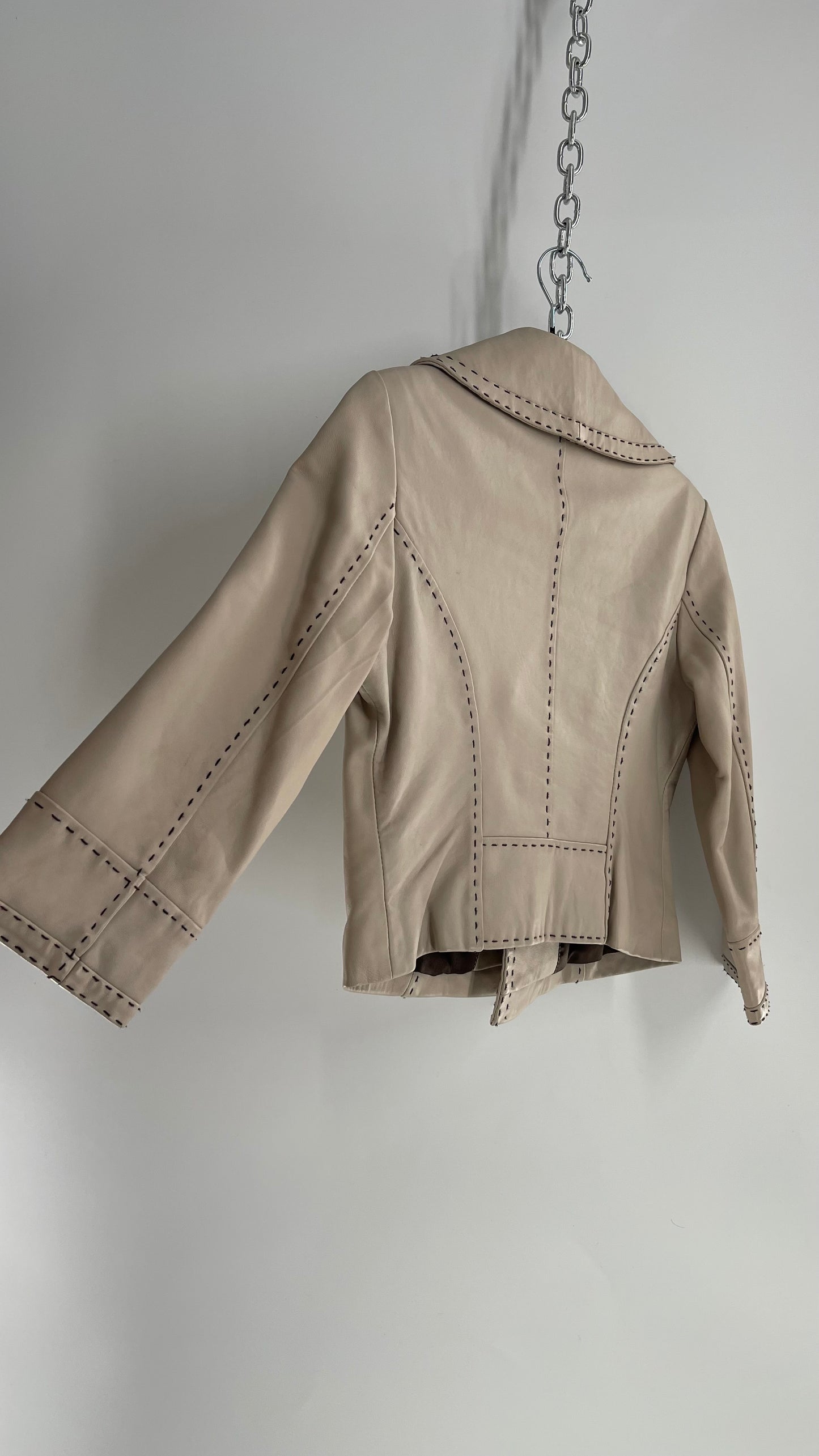 Vintage 1990s Wilsons Leather Beige Short Jacket with Exaggerated Collar, Embossed Buttons and Contrast Stitching (XS)