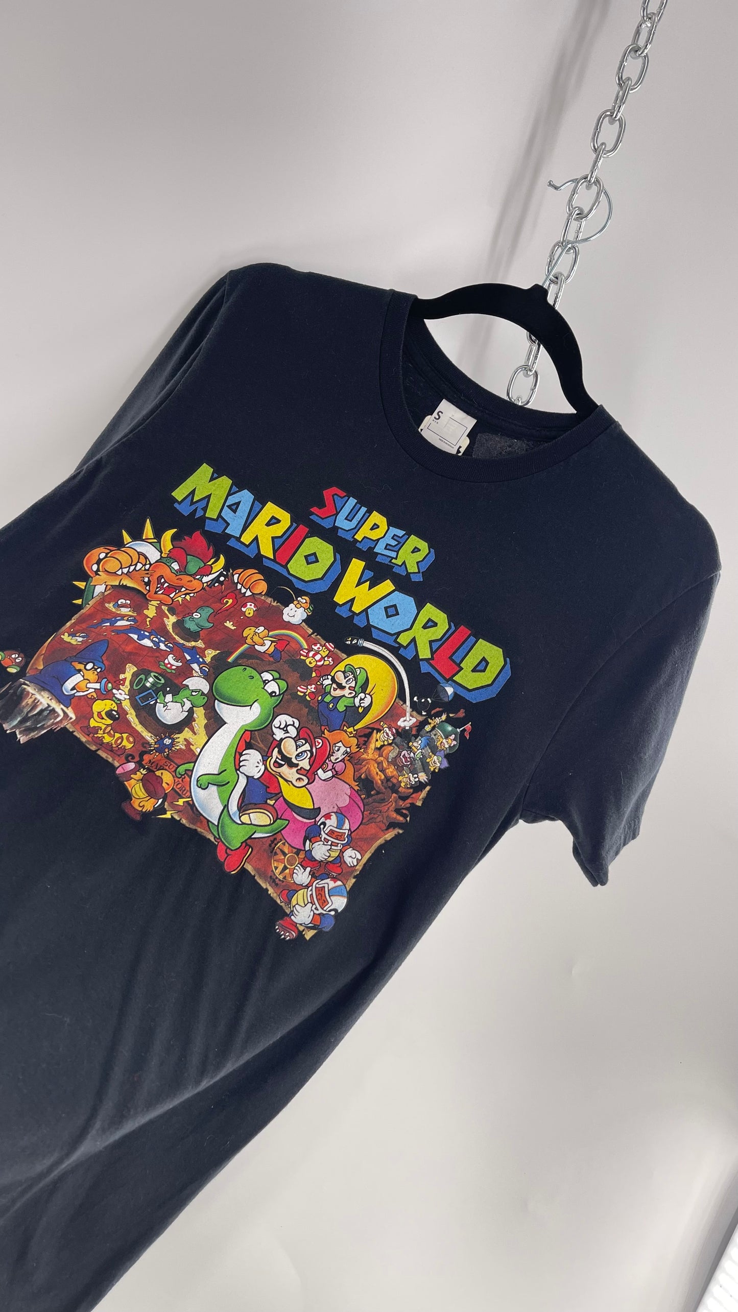 Vintage Old School Official Nintendo Super Mario T Shirt (Small)