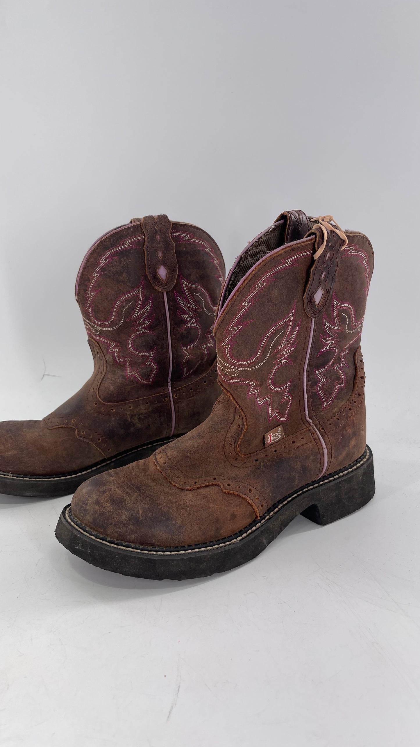 Justin Gypsy Edition Brown Leather Short Cowboy Boot with Pink Embroidery/Stitching (9)