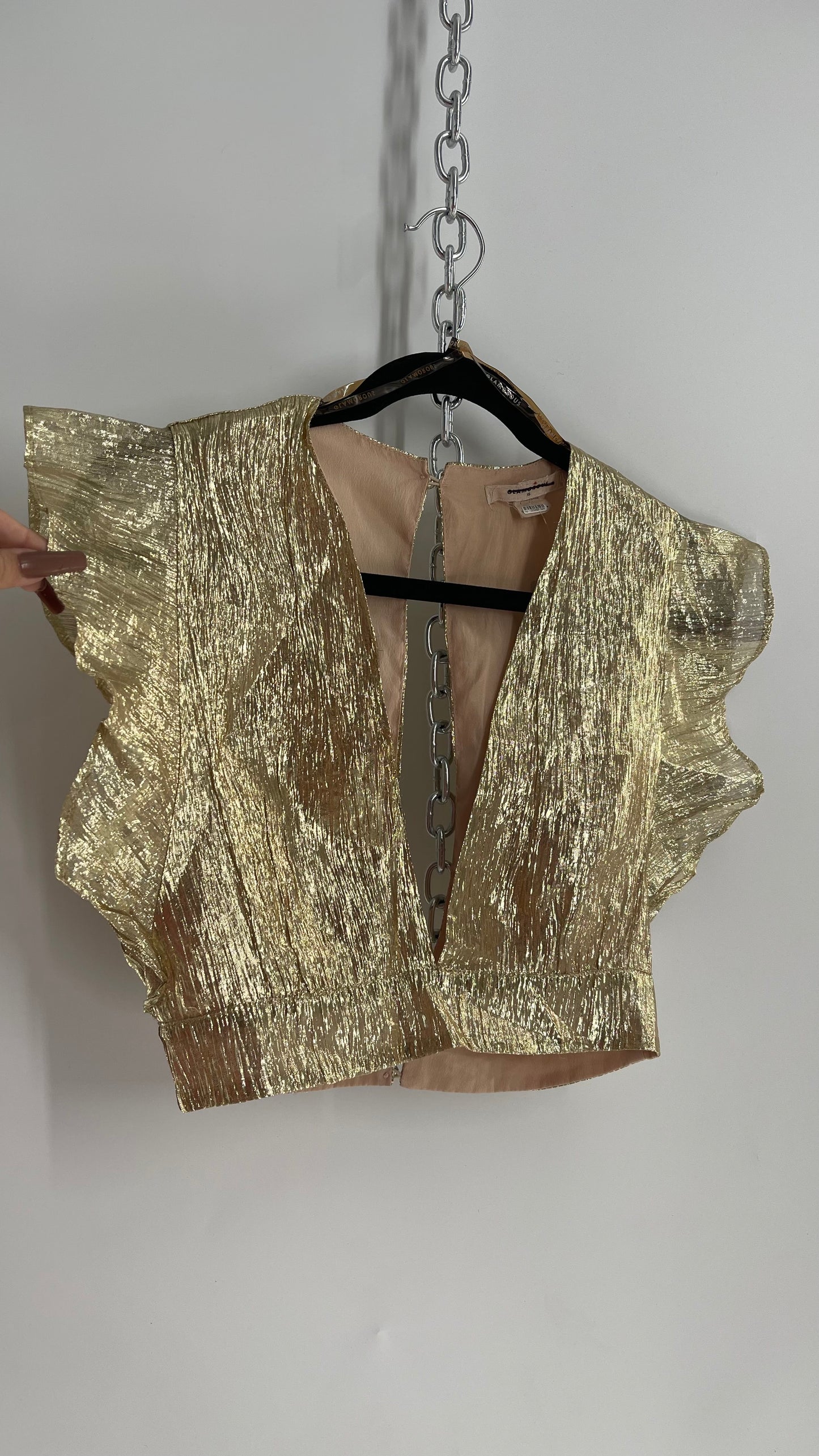GLAMOROUS Gold Ruffled Crop Sleeveless Top (XS)