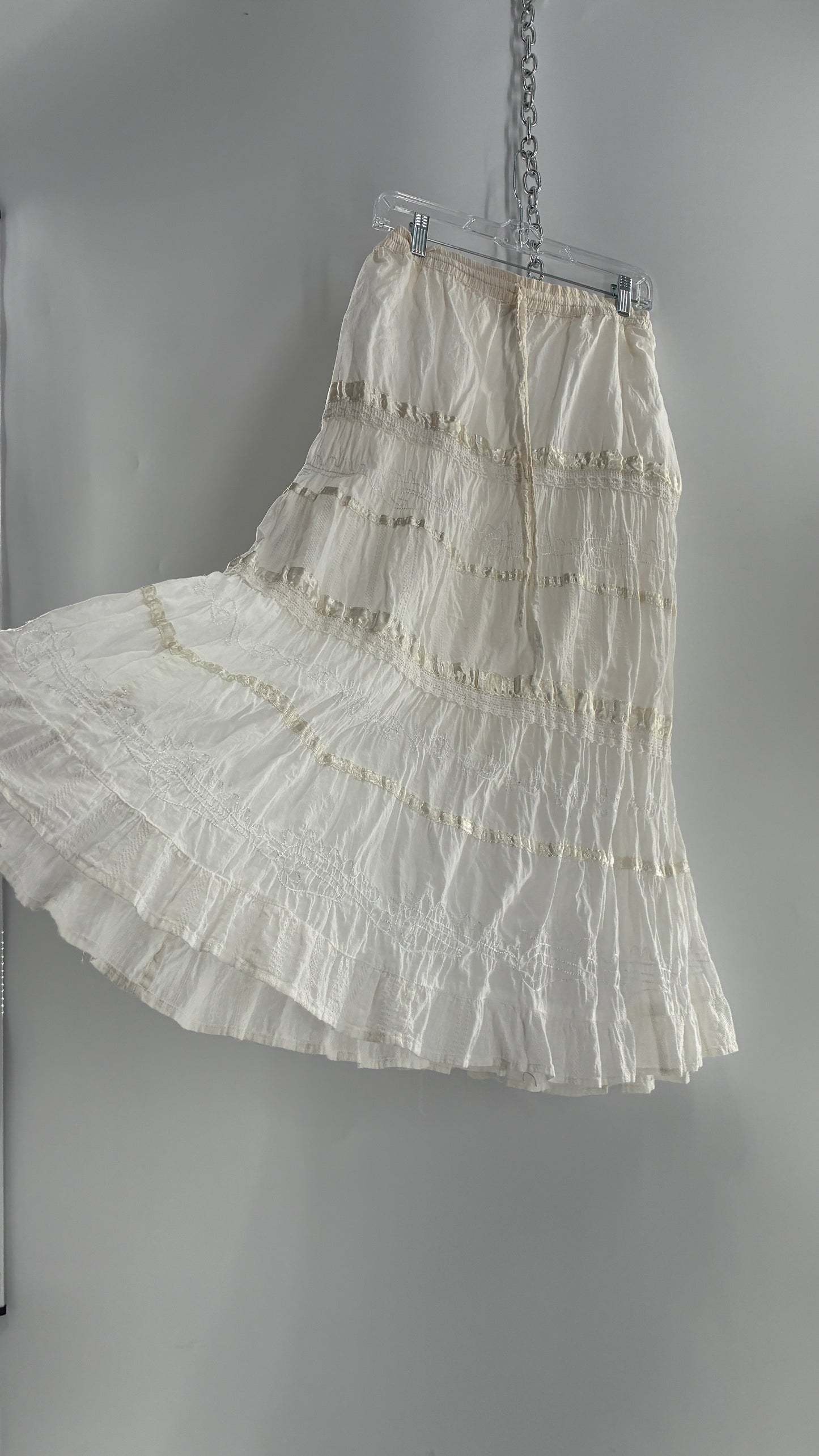 Vintage Tiered Skirt with Ribbon and Lace Trim (OS)