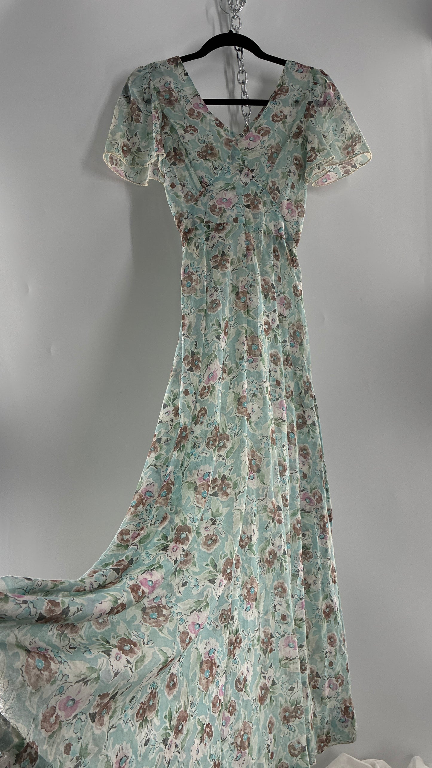 Handmade Vintage PLAIN JANE 1970s Voluminous Floral Gown with Bust Detail and Open Back (XS)