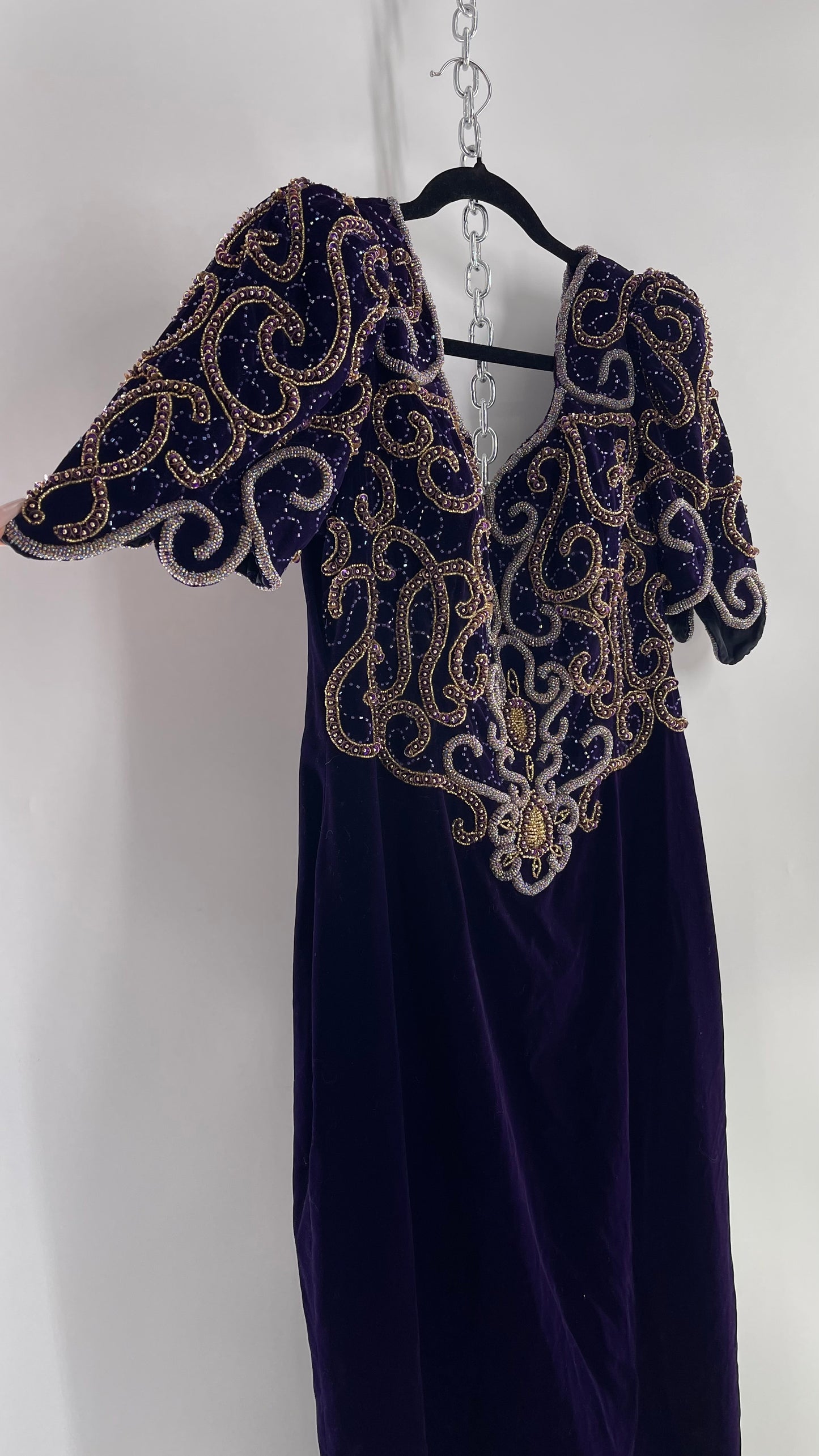 Vintage Landa Heavy Purple Velvet/Velour Gown with exaggerated Beaded Bodice (40)