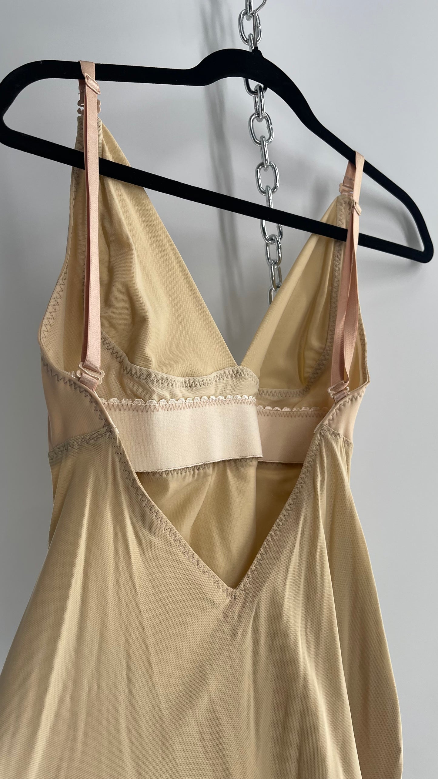 Yummie Beige Two Faced Tech Control Shapewear Mini (Large)