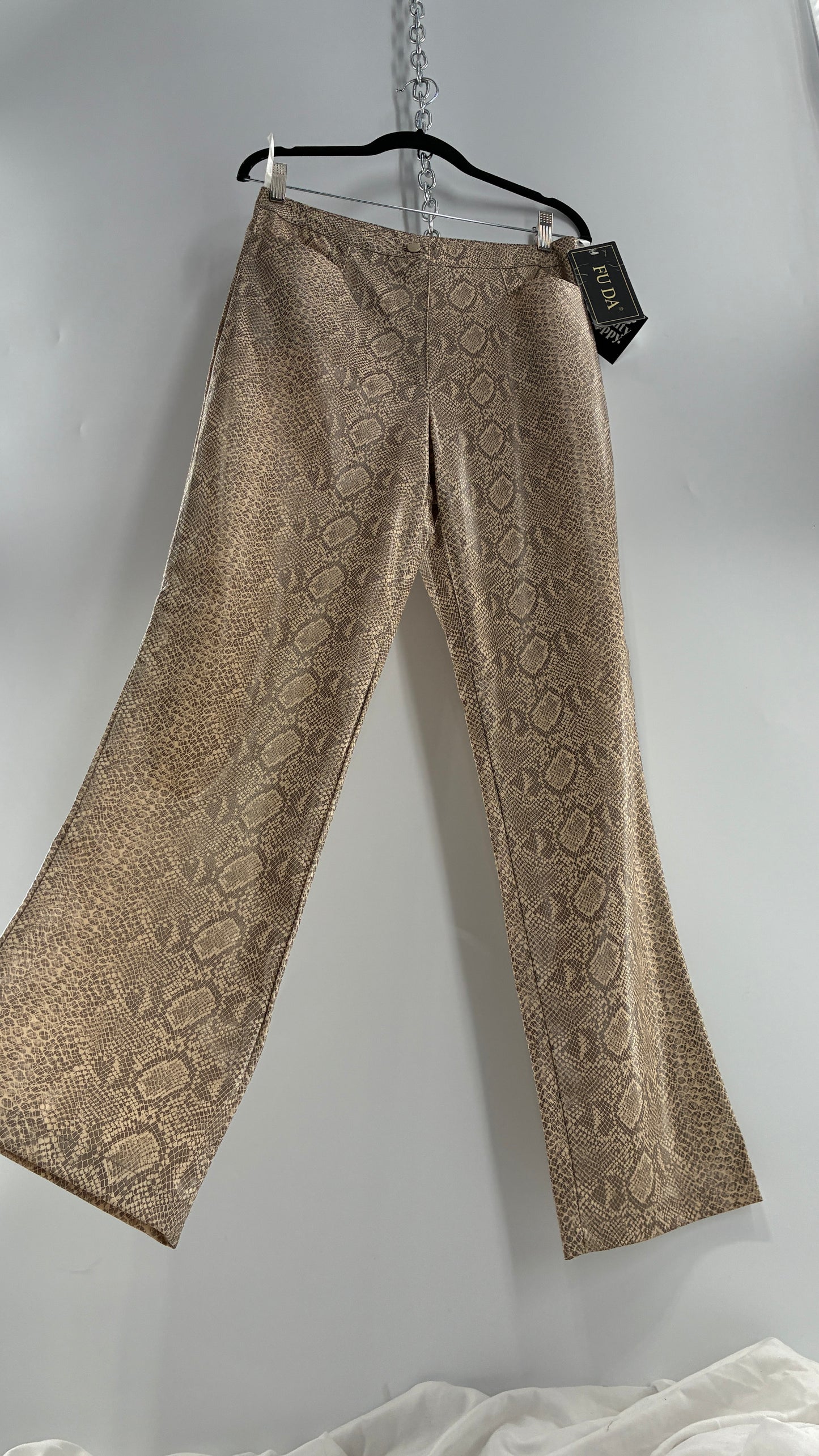 Deadstock Vintage FUDA Vegan Leather Snakeskin Patterned Straight Legs (10)