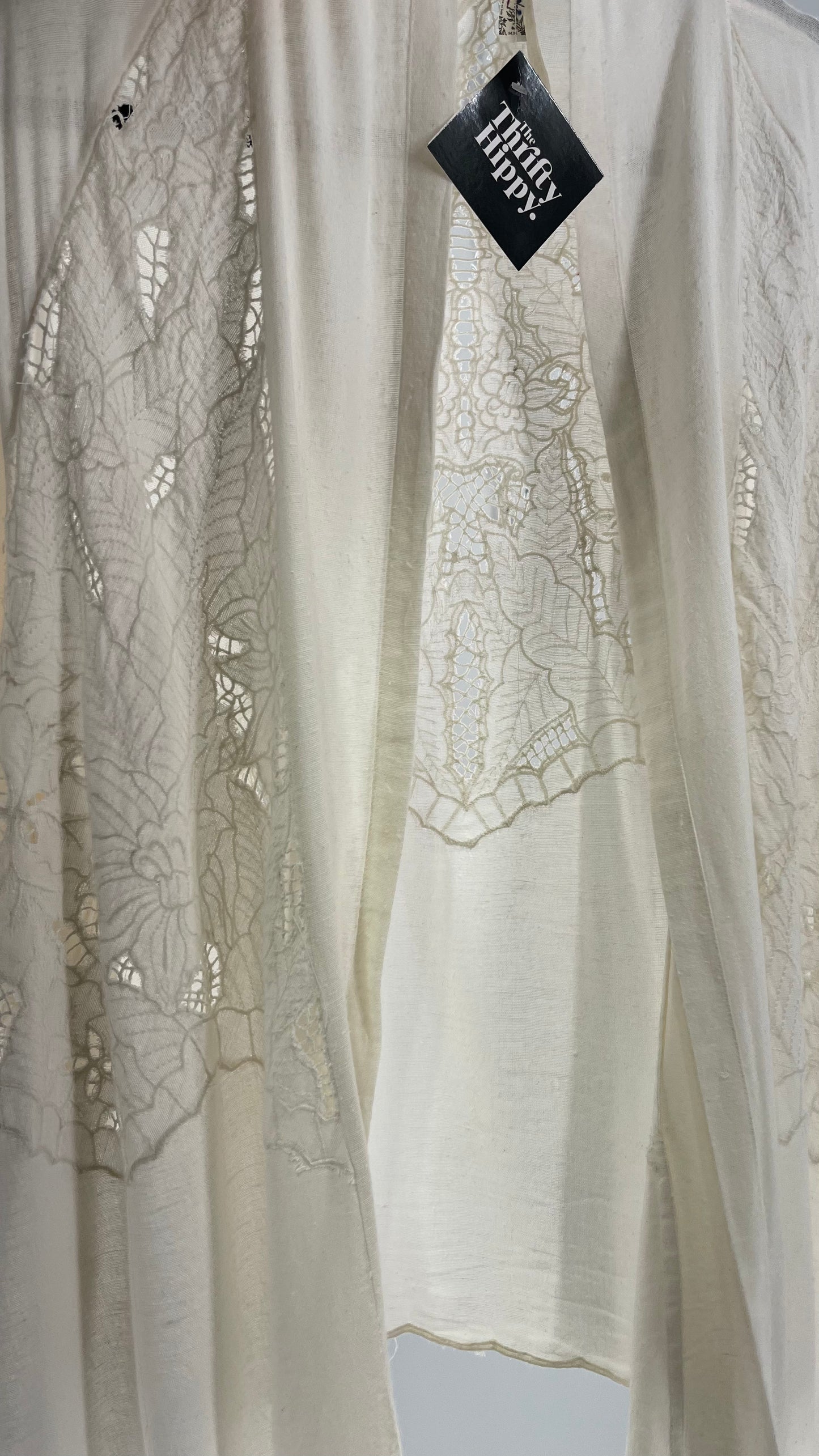 Intimately Free People Linen/Cotton White Cape with Embroidery Design (Medium)