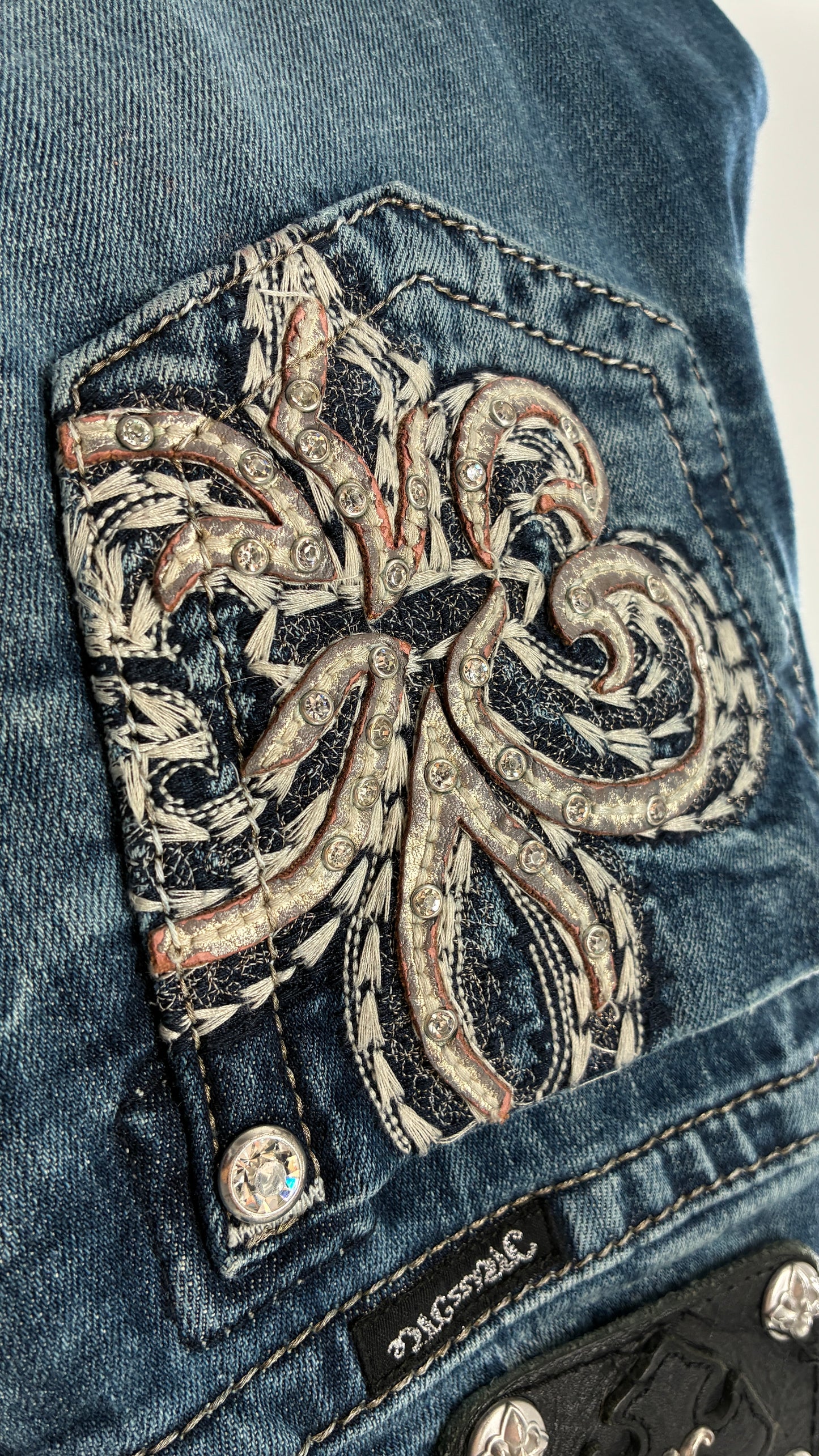 Vintage MISSME Kick Flare Jeans with Embroidered Pockets with Rhinestone Detailing (28)