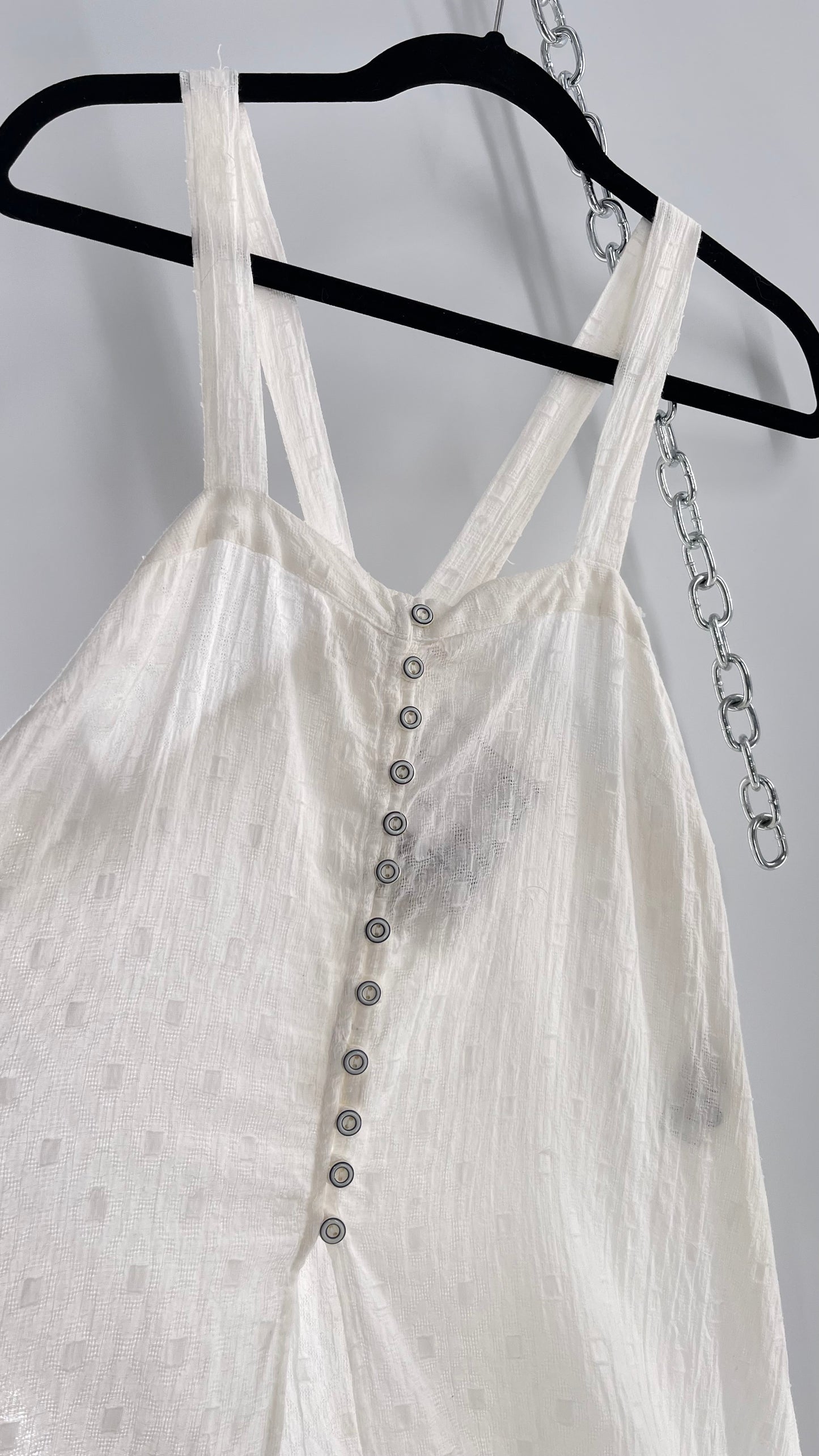 Anthropologie White Sweeping and Vented Button Front Tank (Large)