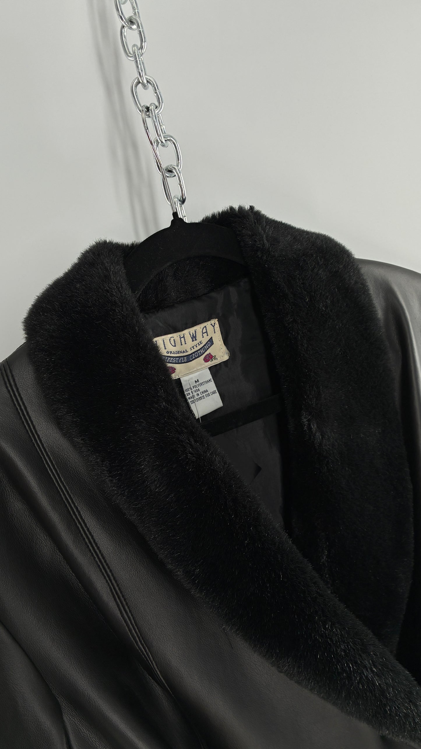 Vintage HIGHWAY Lifestyle Clothing (Medium)