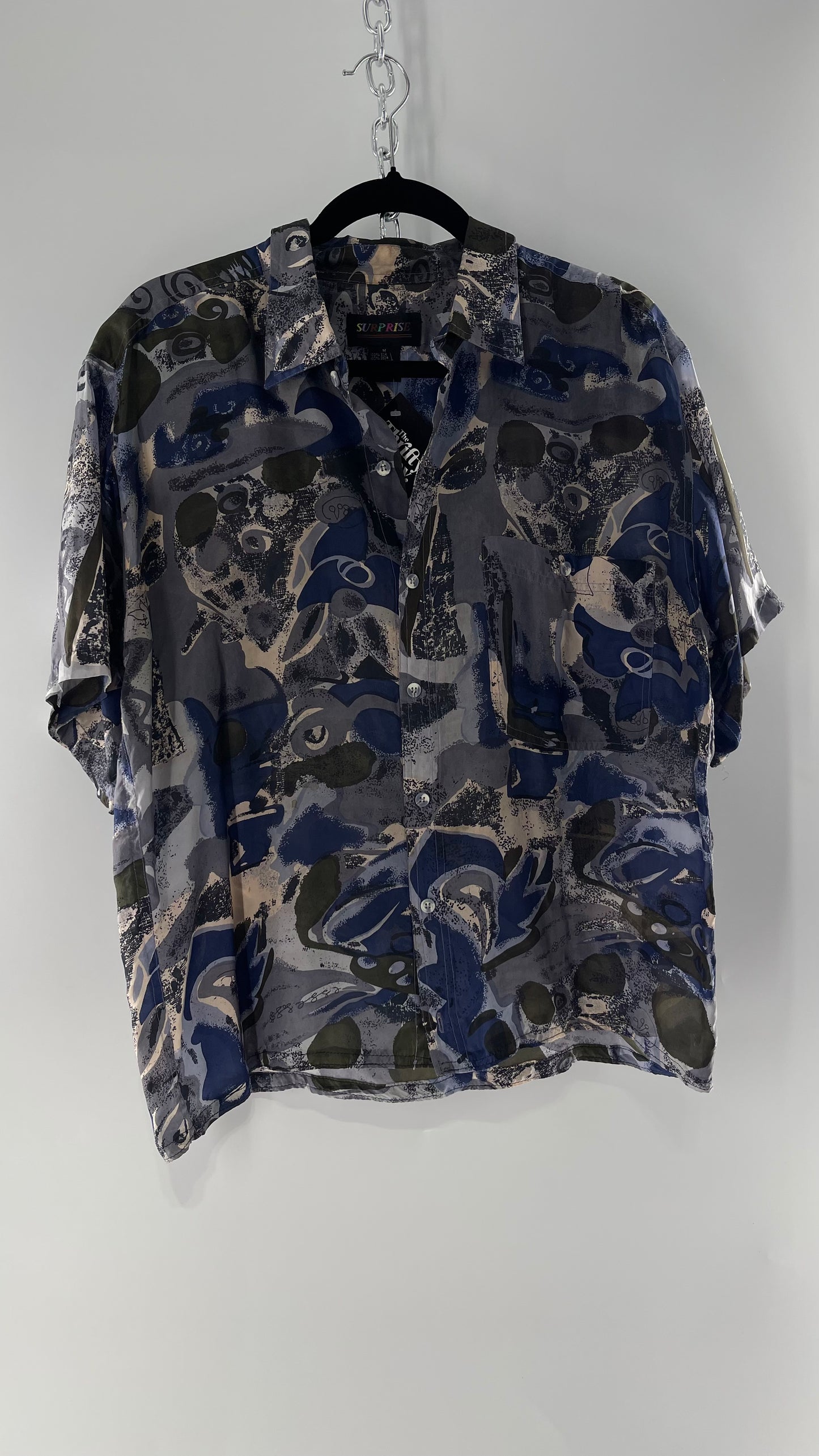 Vintage SURPRISE 100% Silk Blue Green Patterned Short Sleeve Button Up (Medium)