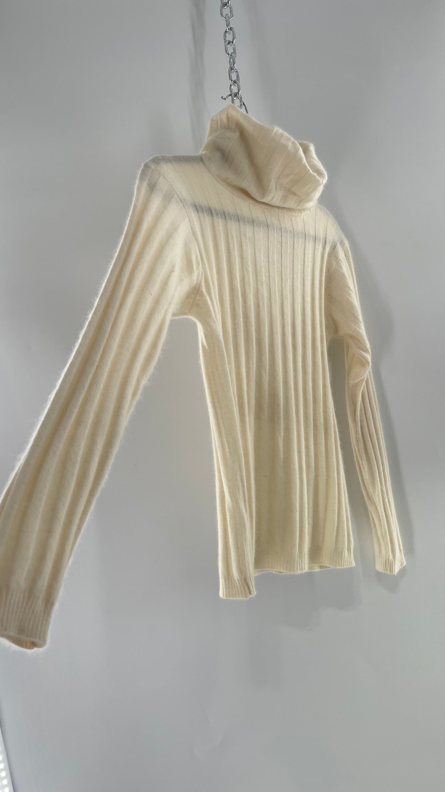 Vintage Ellen Tracy 70% Lamb Wool 20% Rabbit Turtle Neck Sweater (S)