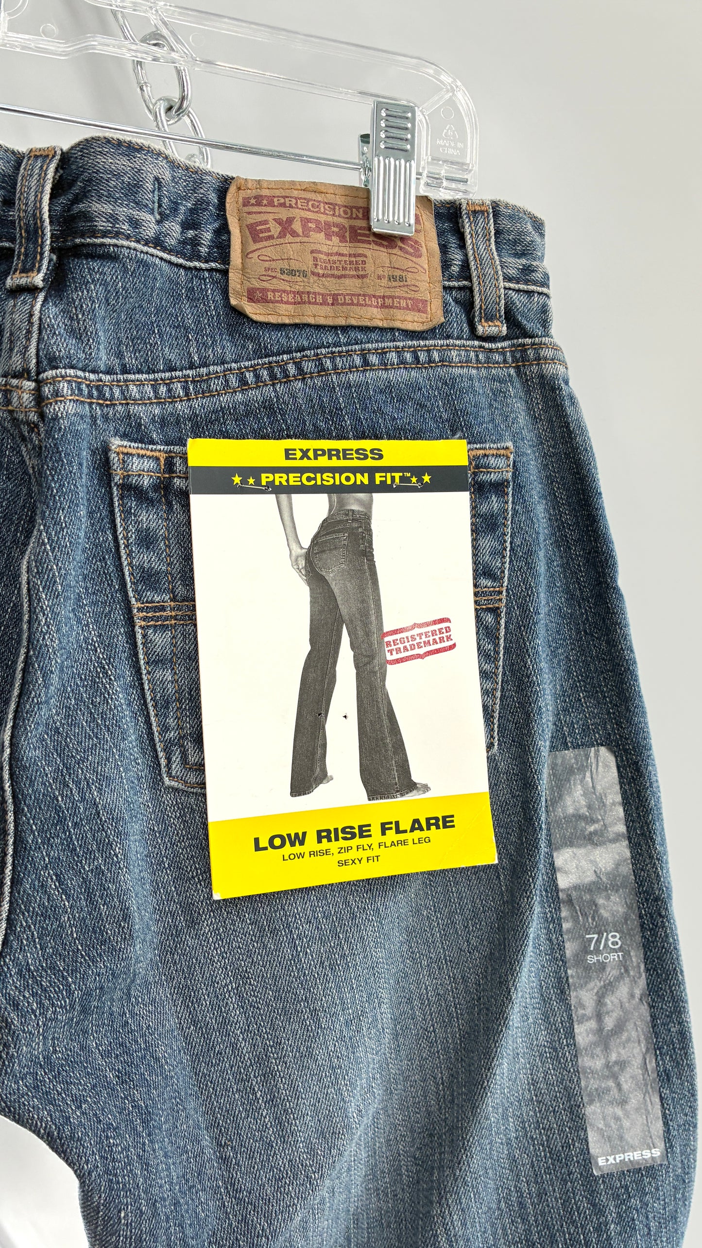 Deadstock Vintage EXPRESS Low Rise Flared Jeans (7/8)