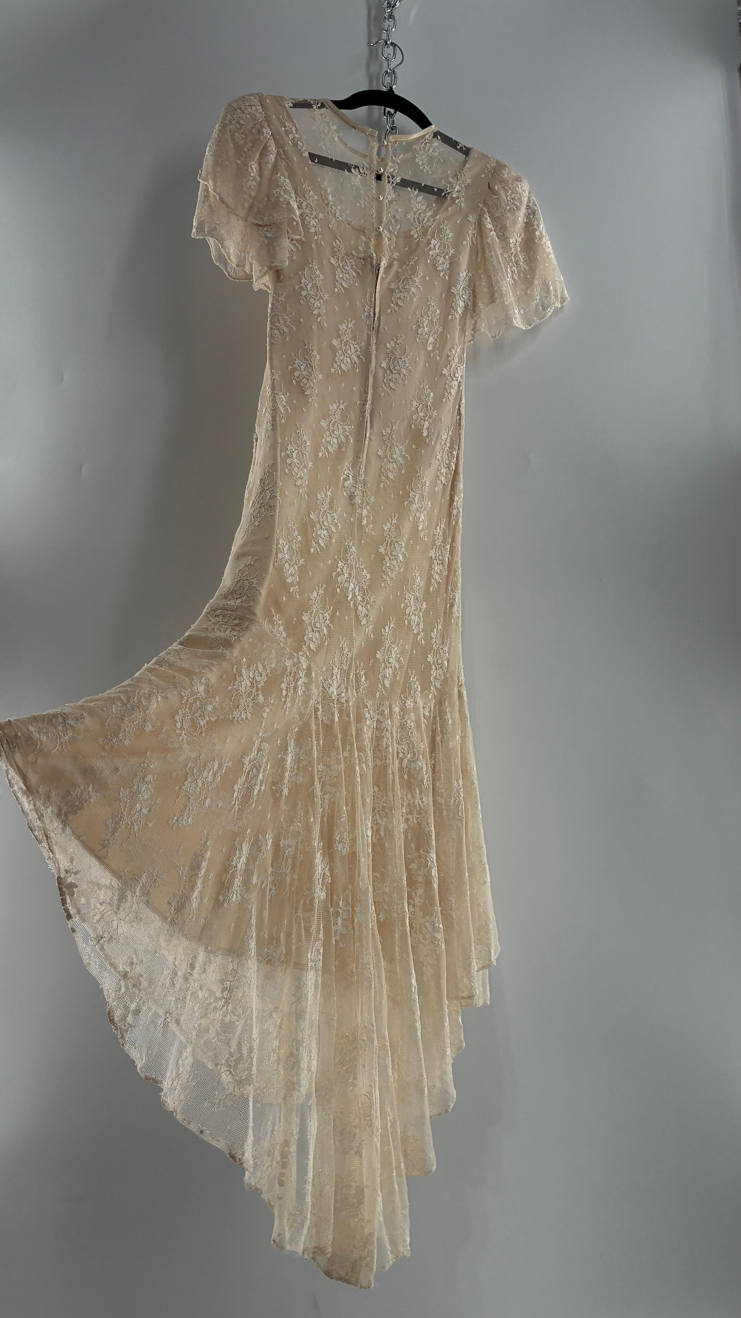 Vintage Ivory Lace Gown with Petal Sleeves, Tiered Hemline (5/6)