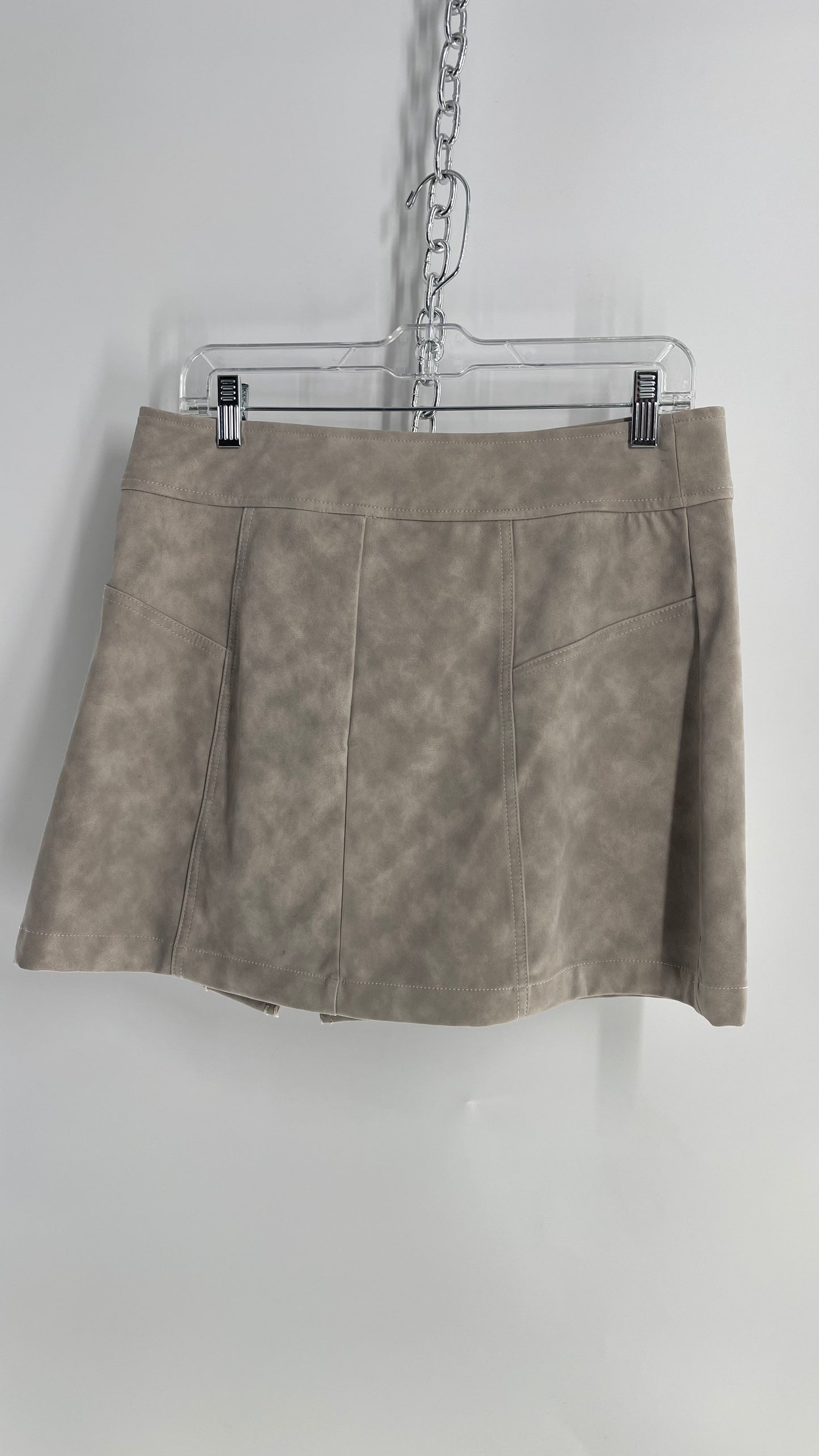Free People Grey Vegan Leather Big Buckle Mini with Button Bag (10)