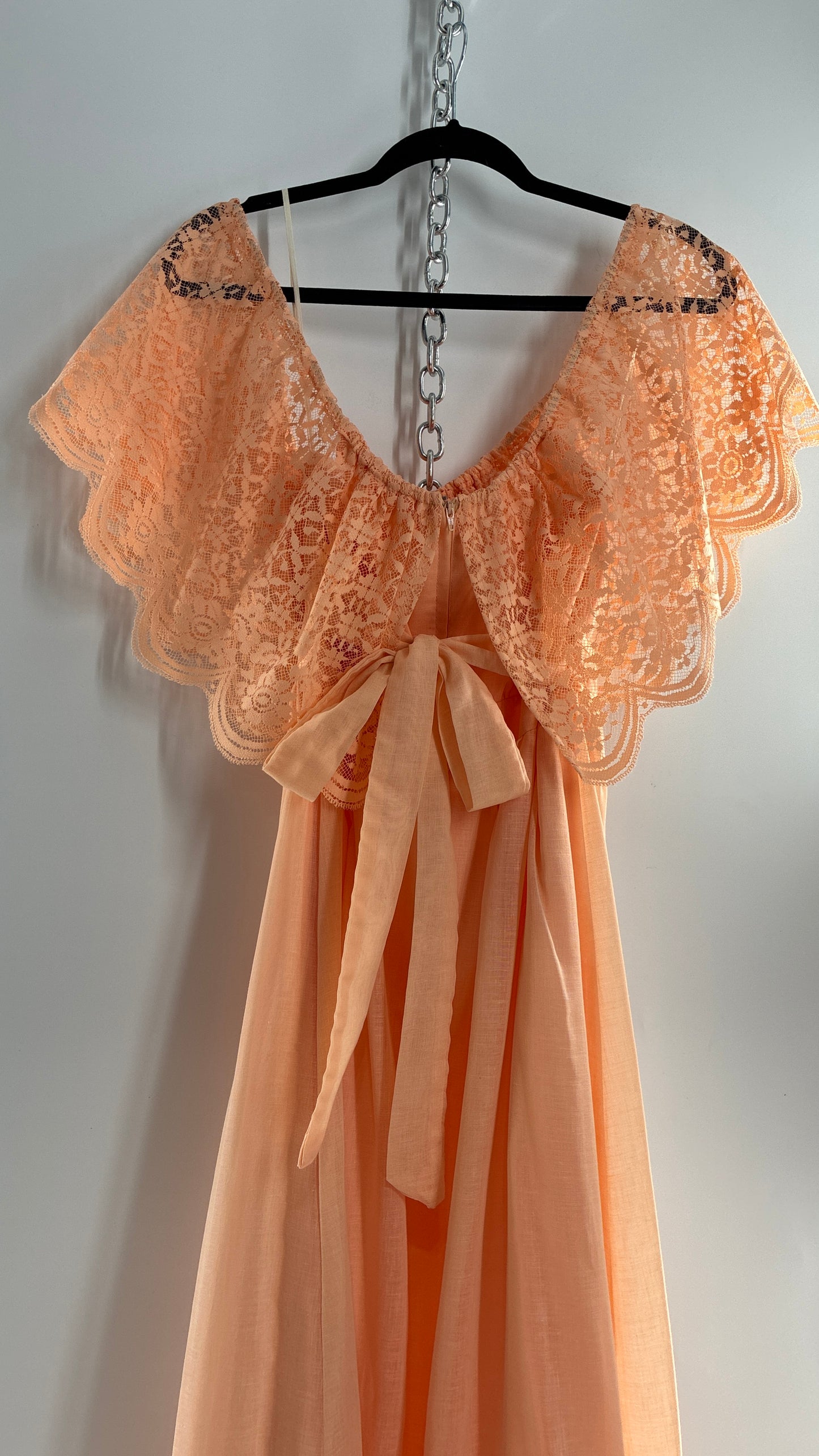 Vintage 1960s Ruffled Off the Shoulder Peach Full Length Voluminous Gown with Tie Back (9/10)