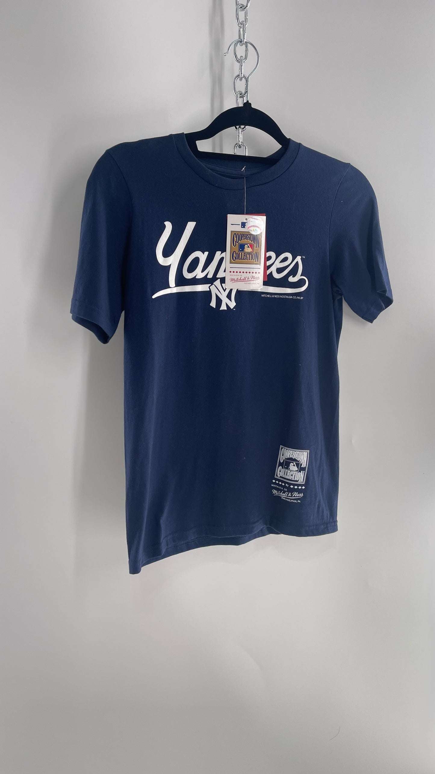 Official Navy Blue Yankees Baby T with Tags Attached Cooperstown Mitchell & Ness (S adult or 10/12 kids)