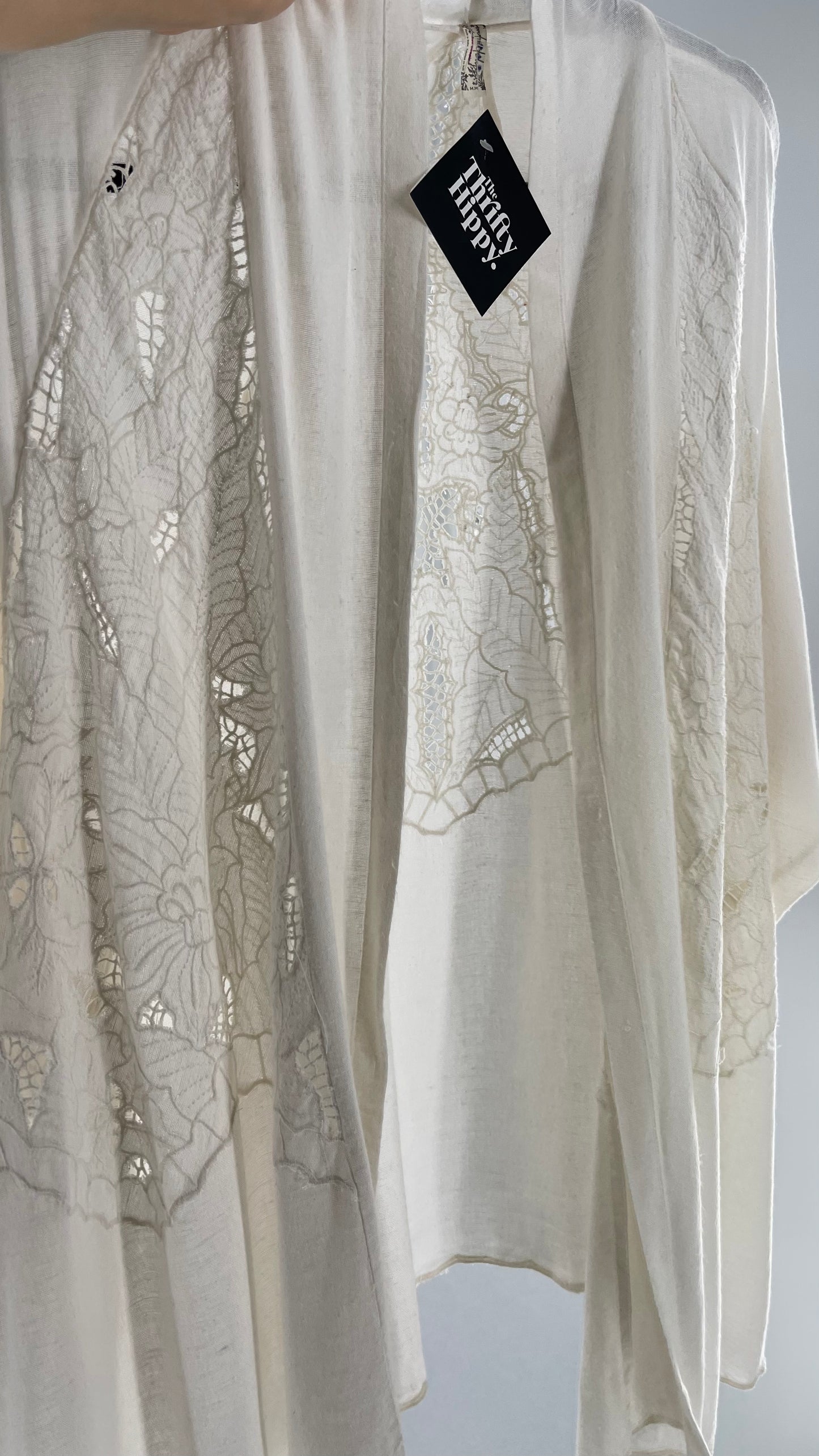 Intimately Free People Linen/Cotton White Cape with Embroidery Design (Medium)