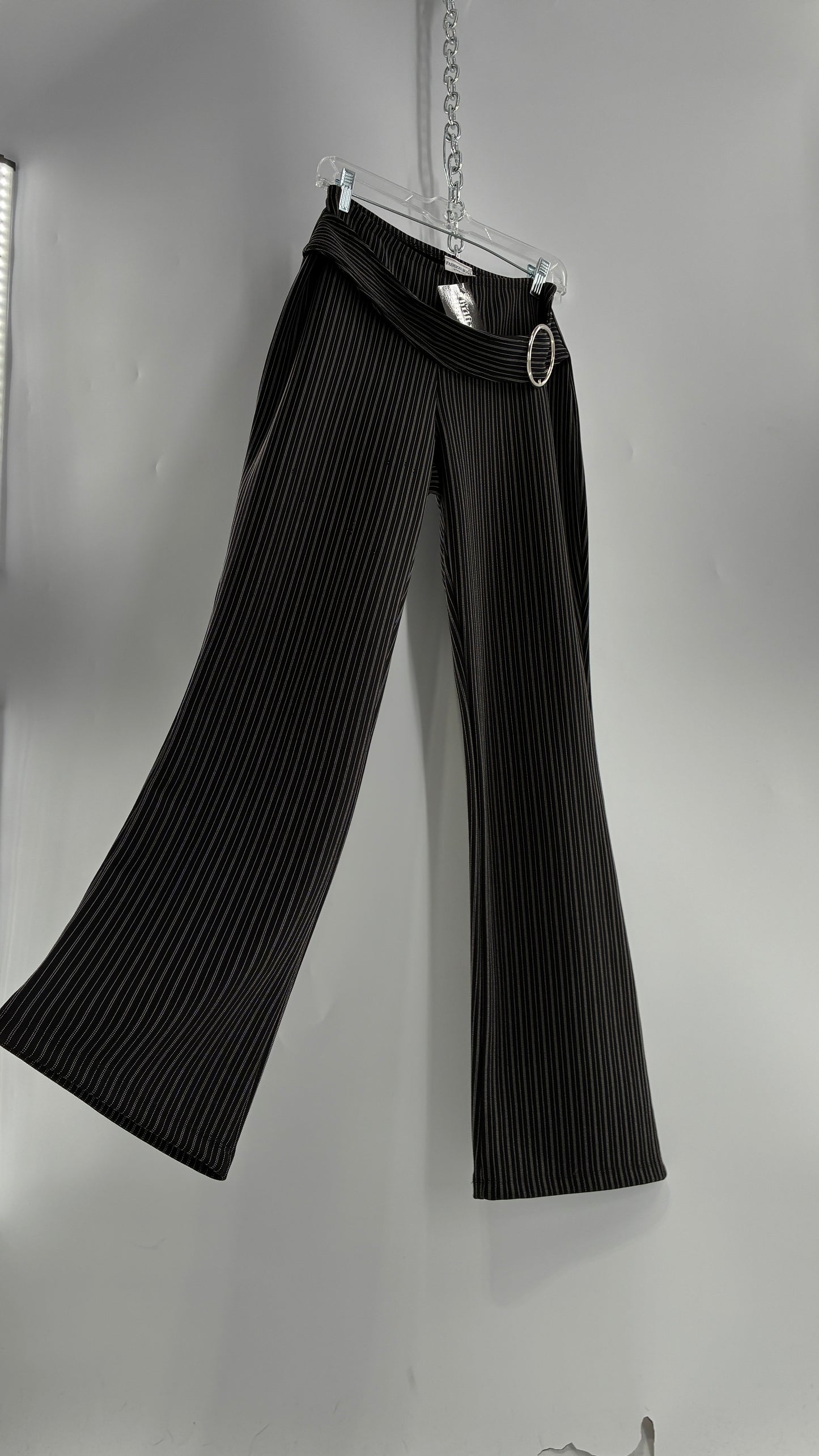 Vintage FASHION BUG Low Rise Black Striped Kick Flares with Silver Buckle Belt 1990s (6)