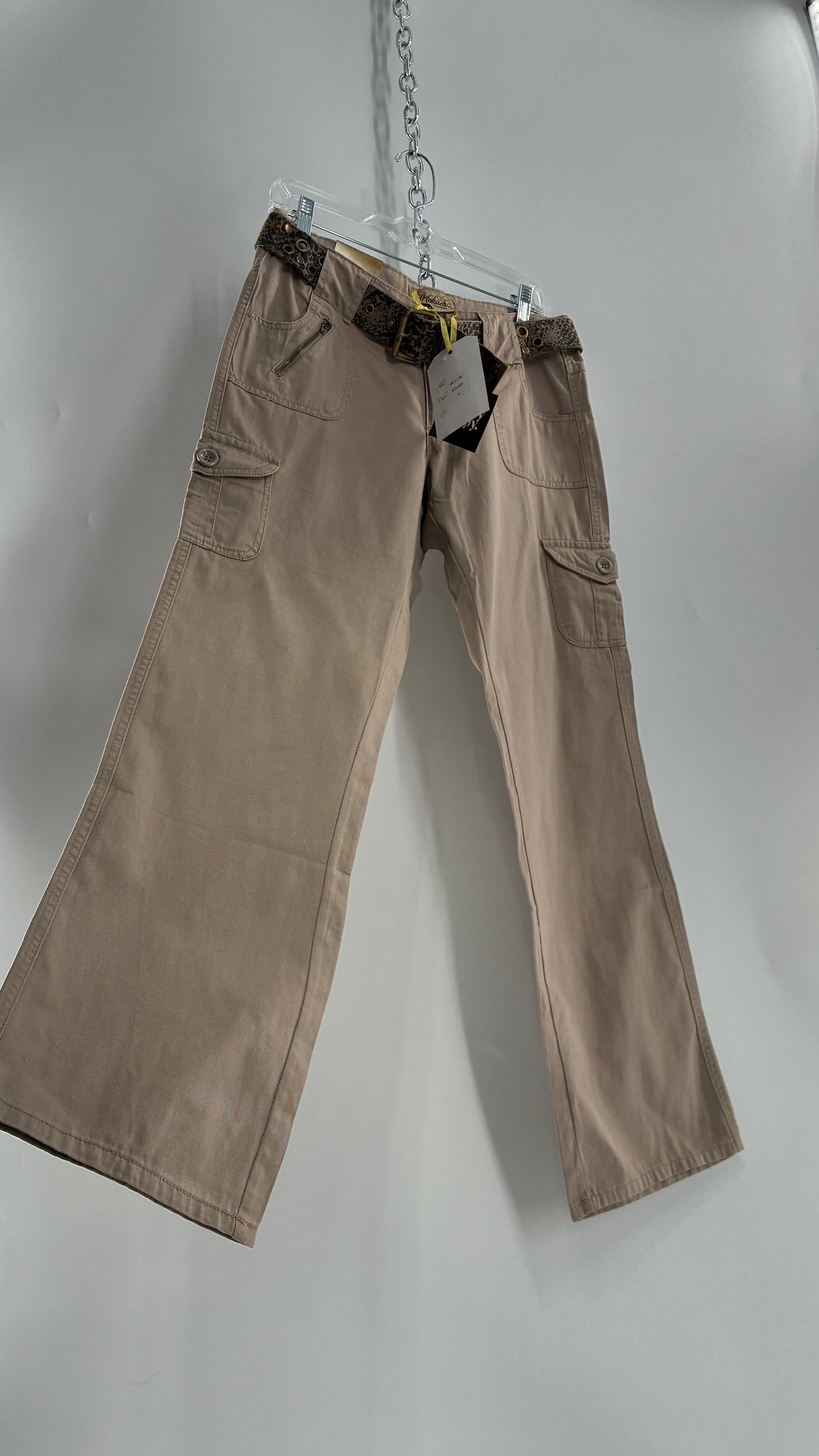 Deadstock Vintage MOKACHINO Tan Low Rise Cargos with Grommet Belt and Zipper Details (4,10)