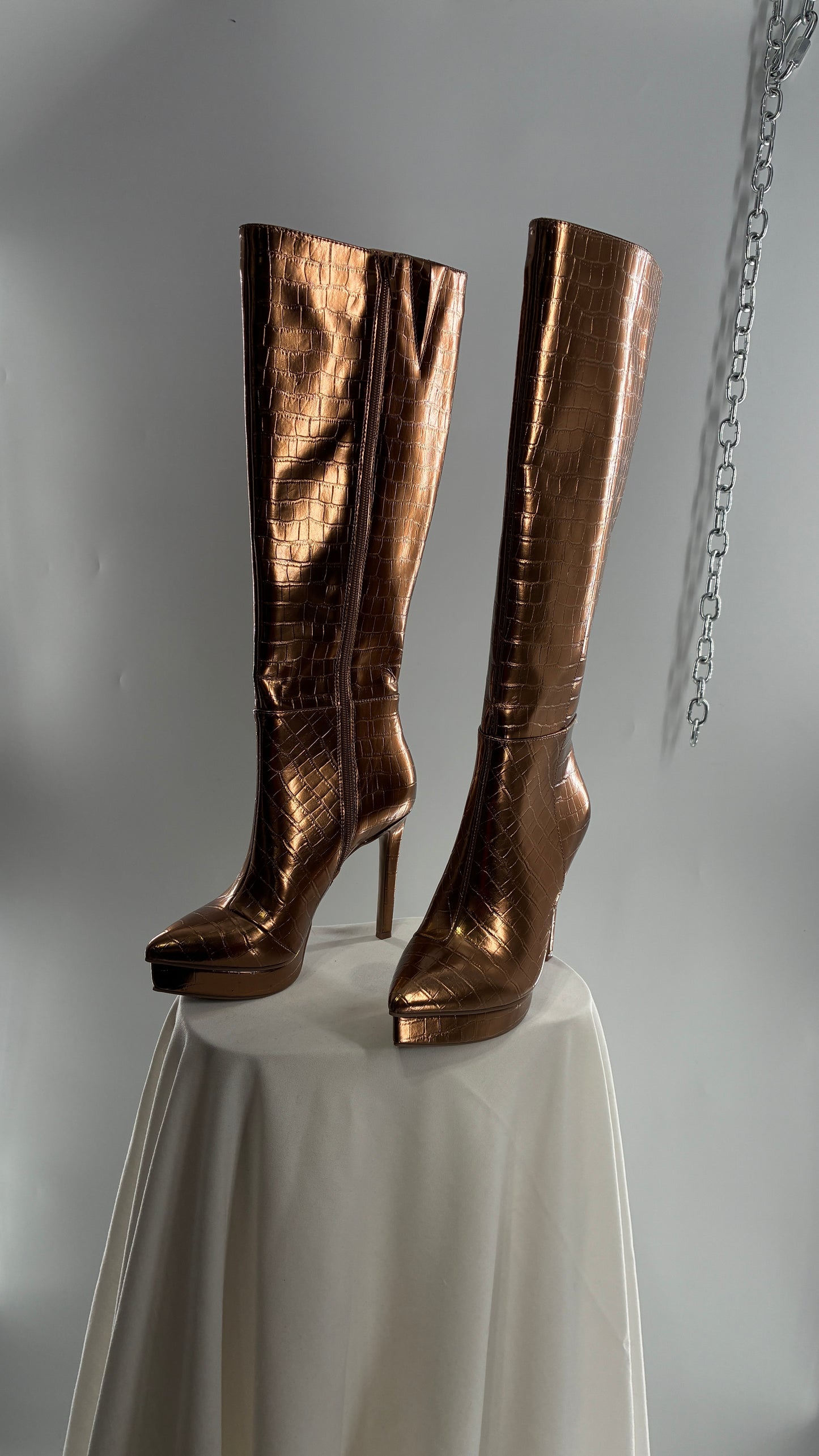 Vintage THALIA SODI Bronze Embossed Crocodile Texture Platform, Pointed Toe, Knee High Boots (6)