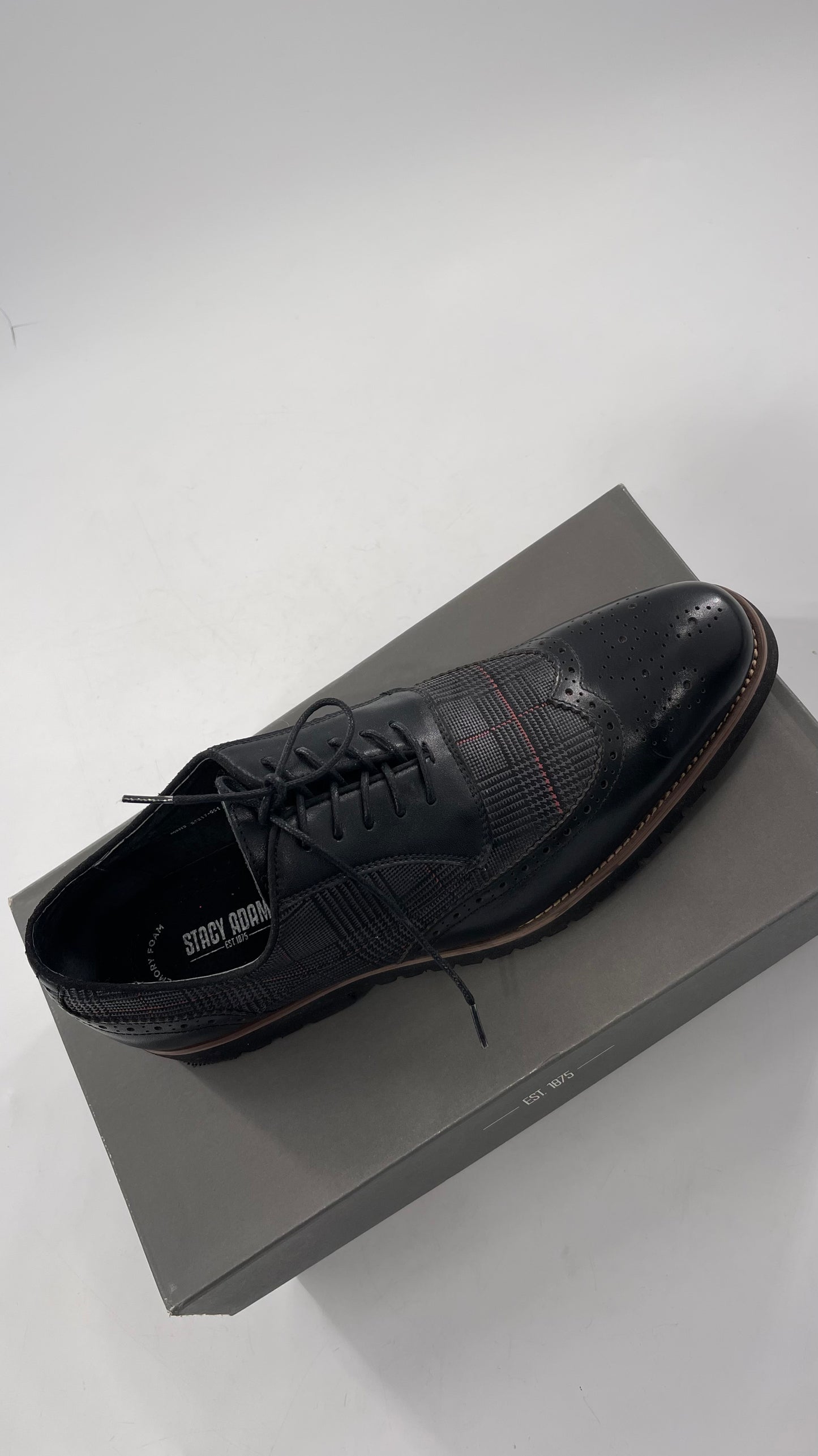 Stacy Adam’s Grey and Black, Plaid and Leather WingTip Oxfords (11)