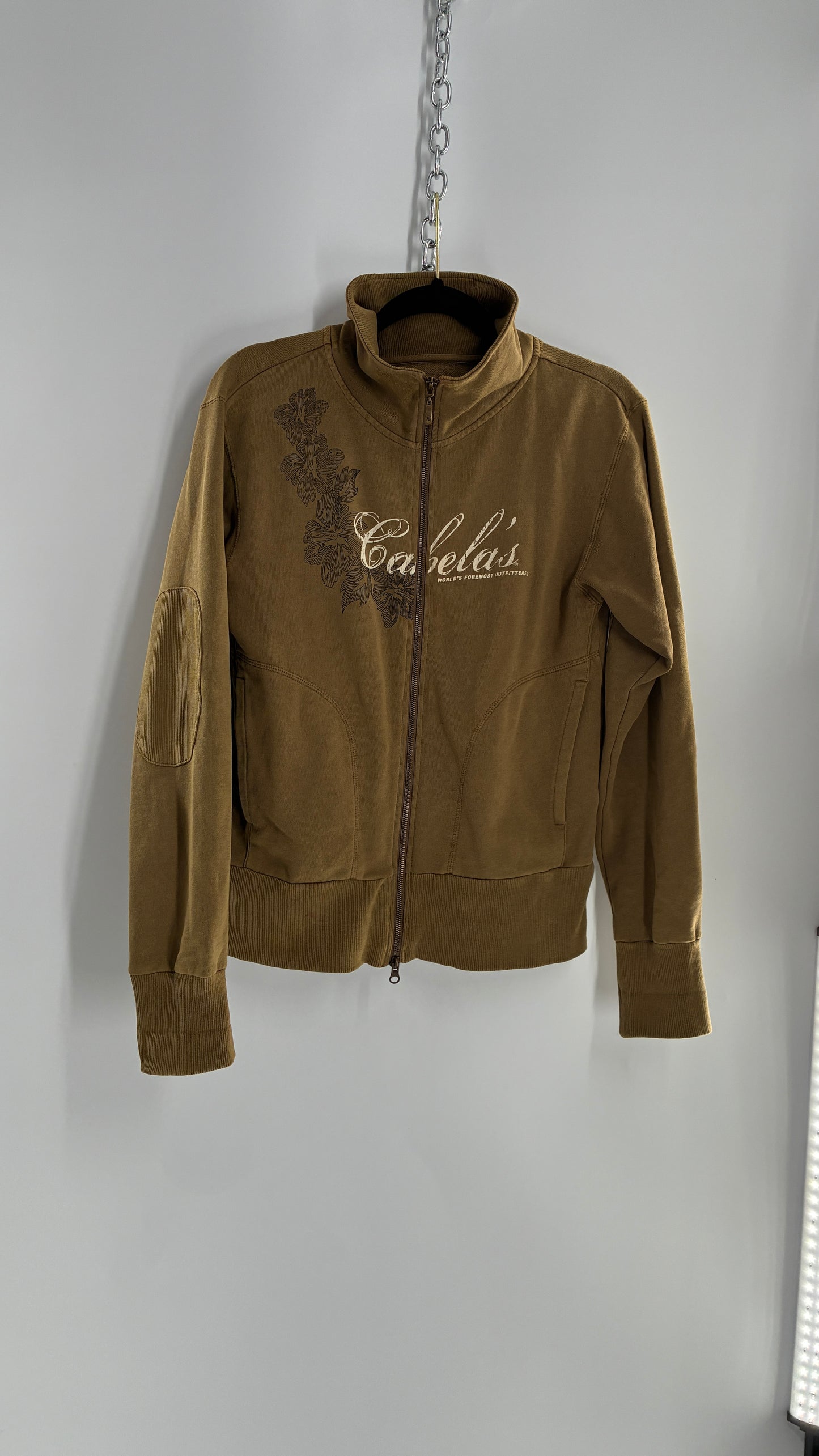 Vintage Cabela’s Tan Zip Front with Patch Details and 2000s Graphic (Large)