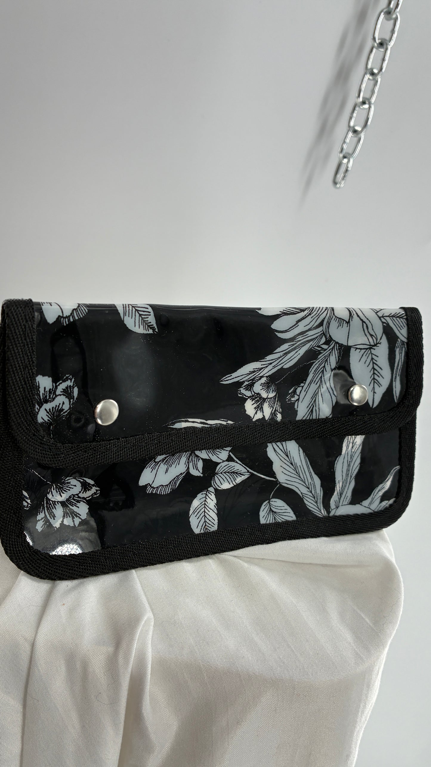 Black and White Floral Sunglasses Case