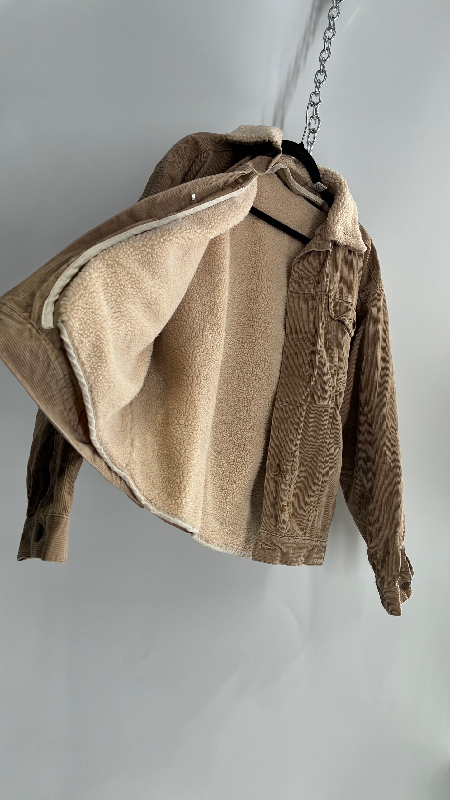 Vintage Brown Corduroy Jacket with Sherpa Lining and Collar (Adult S)
