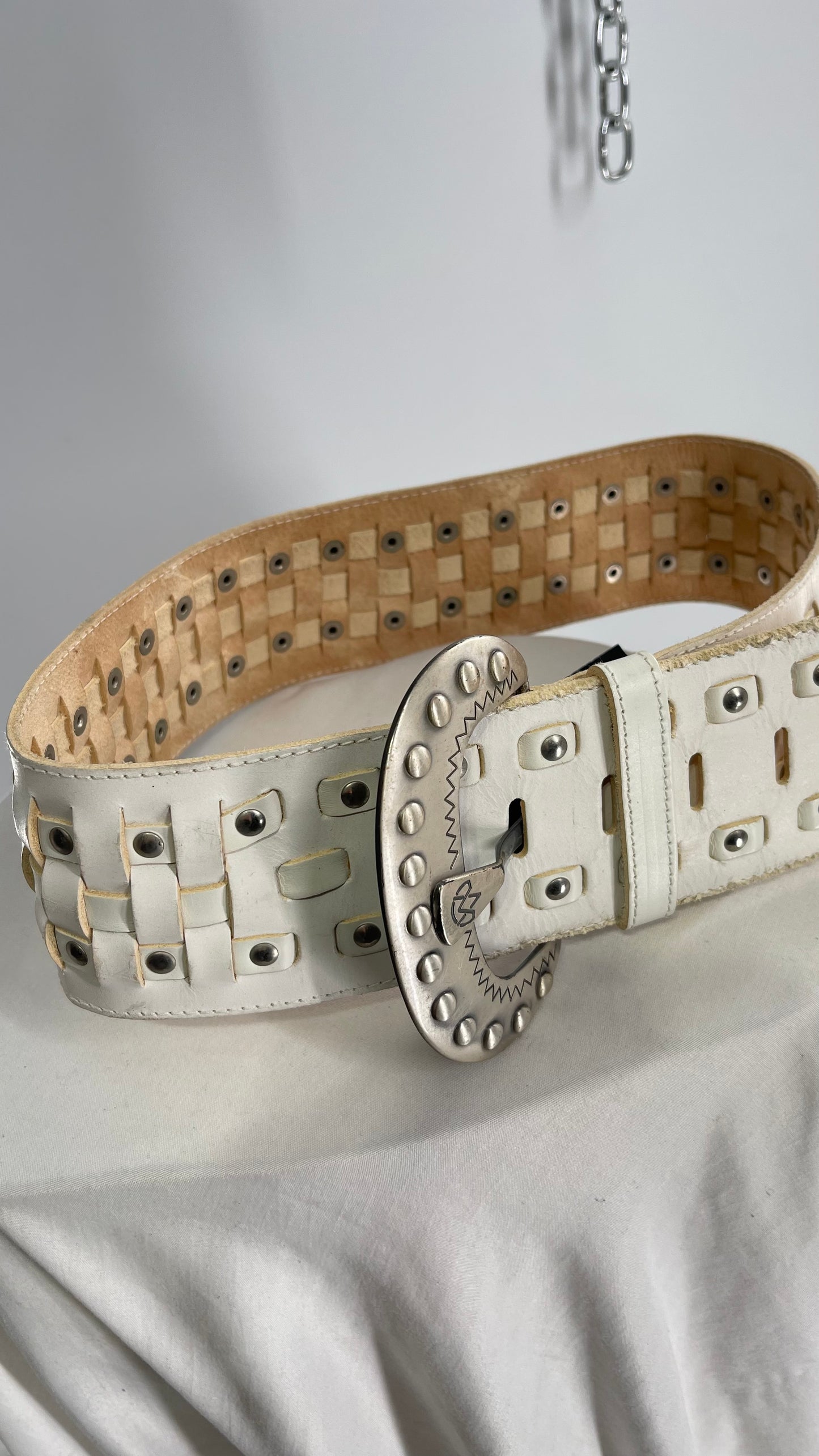 AVIÓN Wide Width Basket Woven Belt with Studs and Engraved Buckle (Small)
