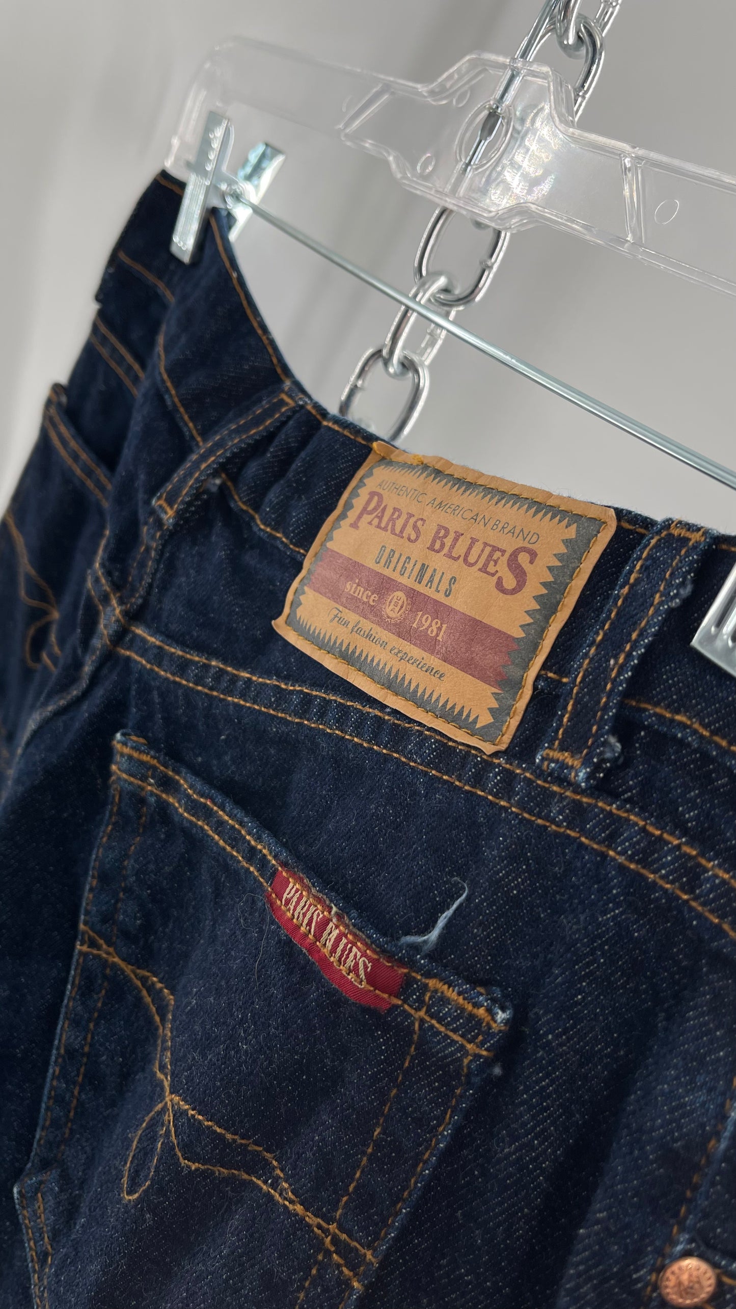 Vintage PARIS BLUES Dark Wash Kick Flare Denim Jeans(5)