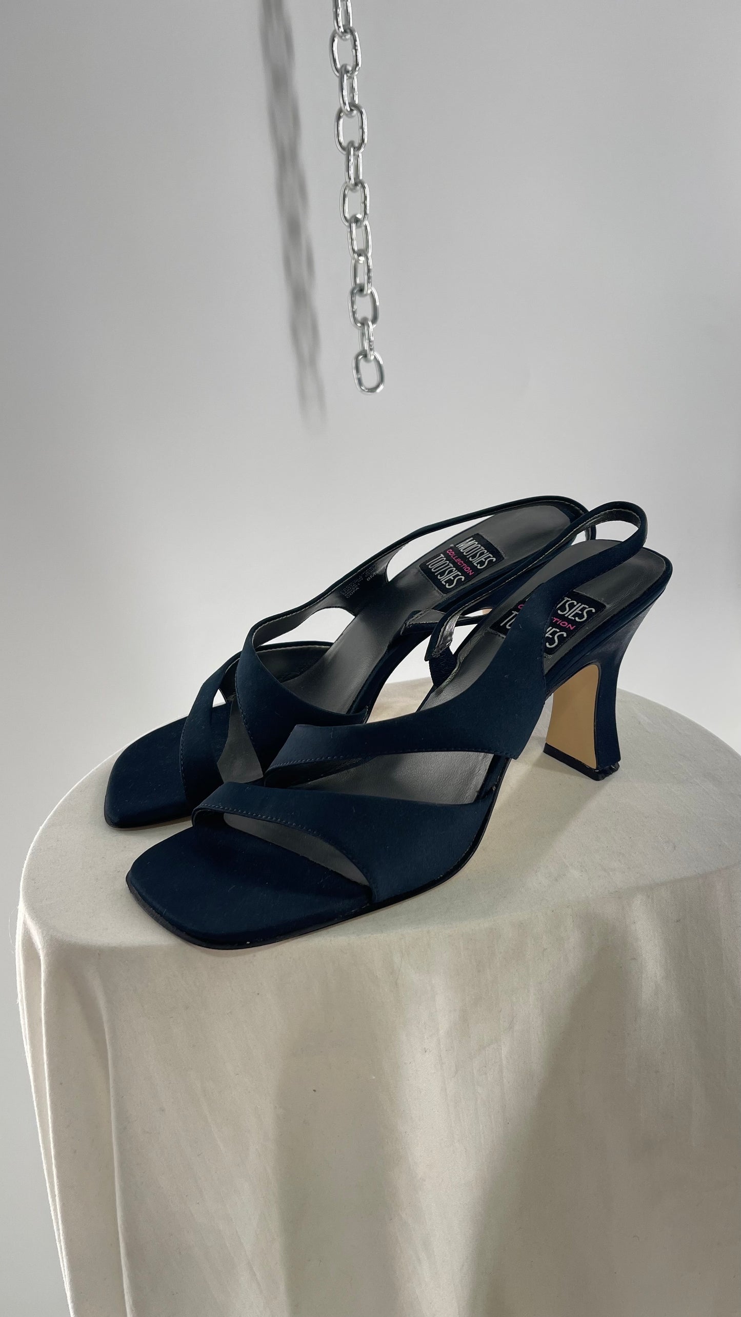Vintage 1990s Mootsies Tootsies Strappy Satin Square Toe Kitten Heel (8)