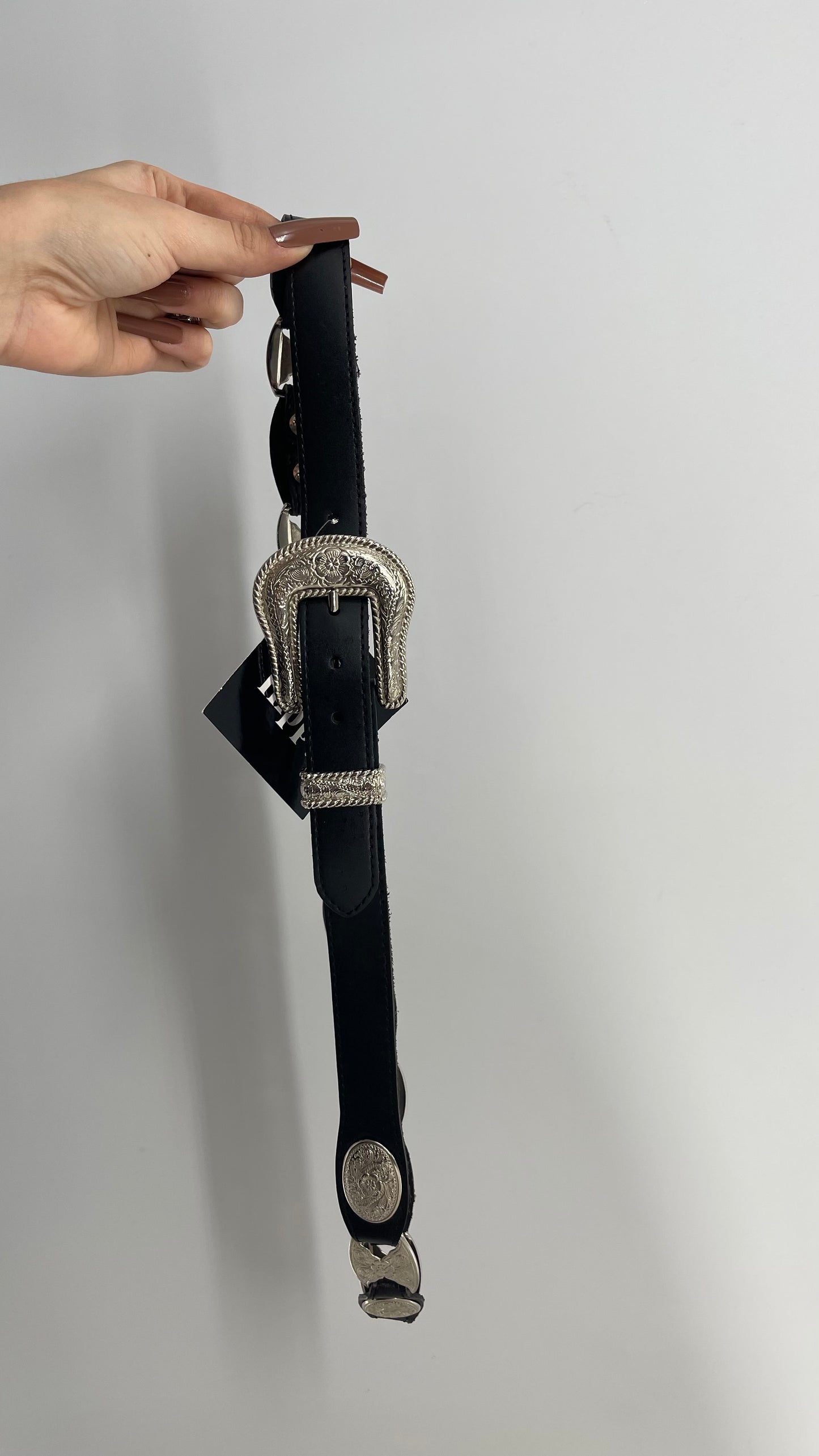 Vintage Genuine Leather Silver Conch Medallion Belt (Large)