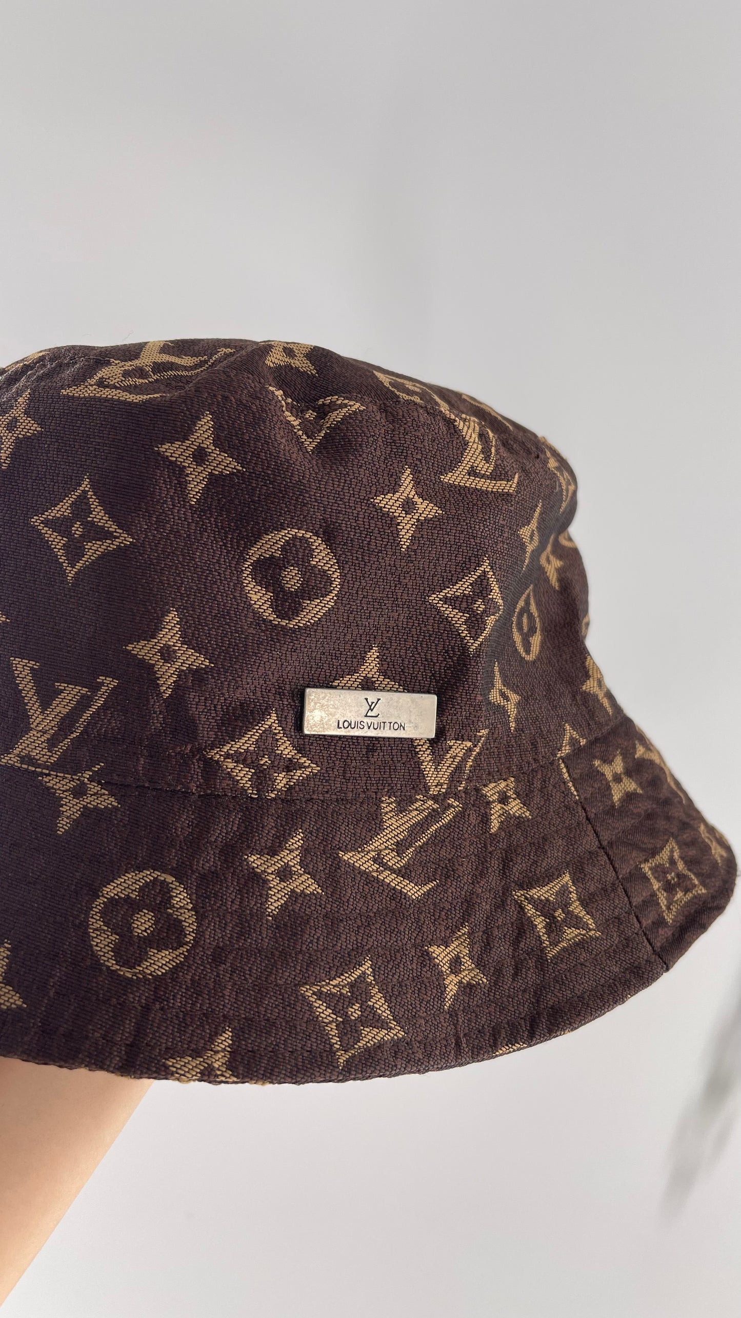 Unauthenticated Louis Vuitton Brown Monogram Bucket Hat