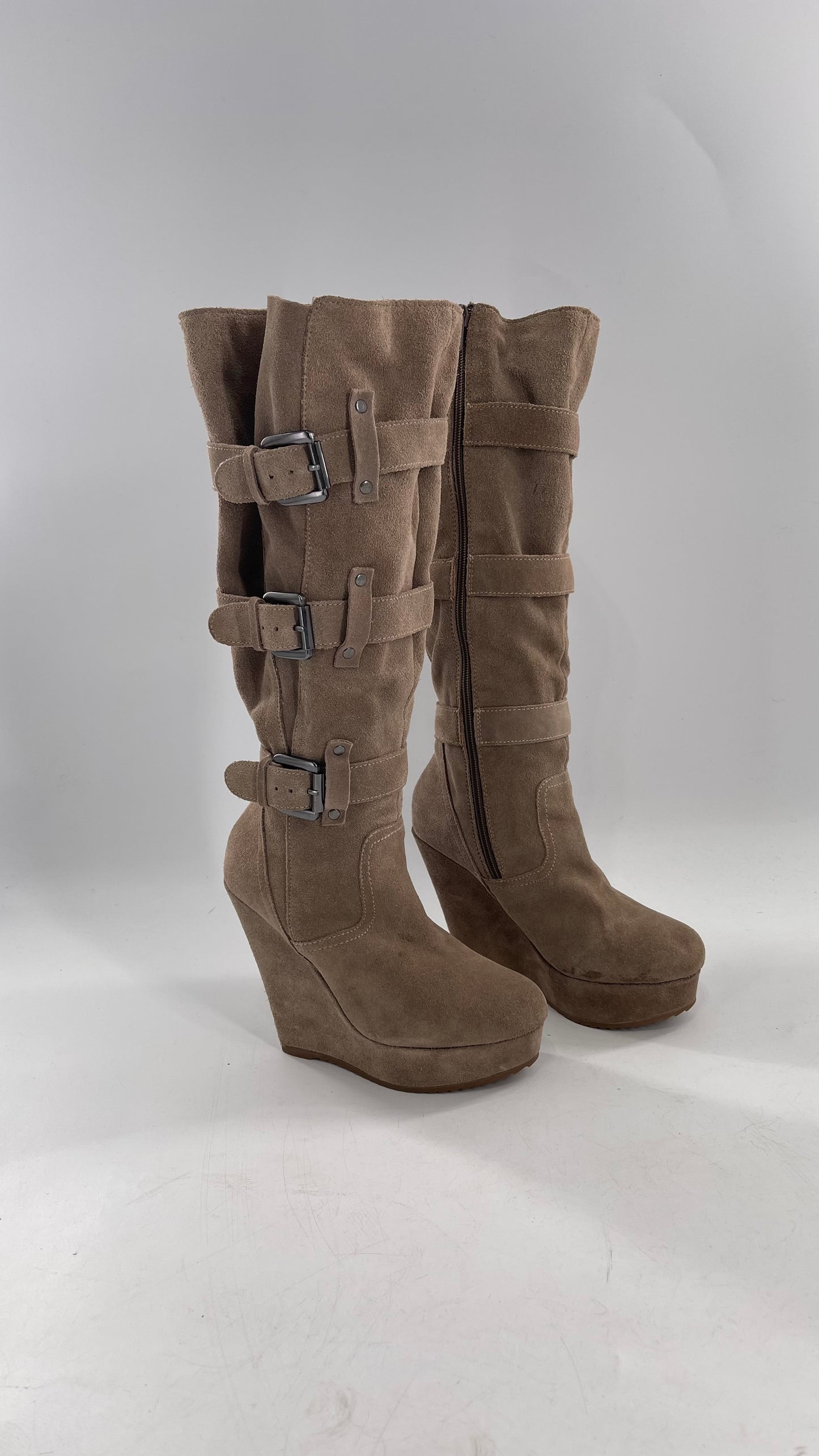 Vintage Bakers Genuine Suede Leather Gray/Tan Wedge Platform Knee High Boots with Gun Metal Buckles (6)